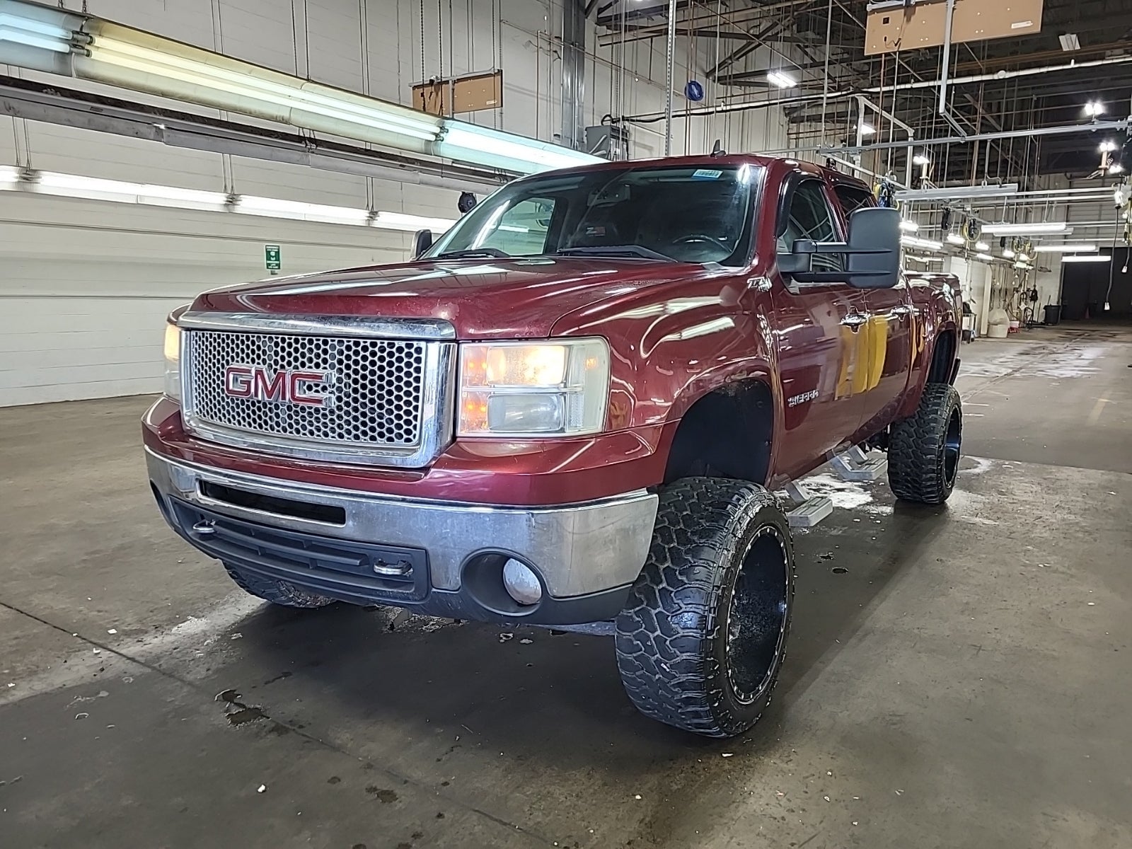 2013 GMC Sierra 1500 4WD Crew Cab 143.5" Sle