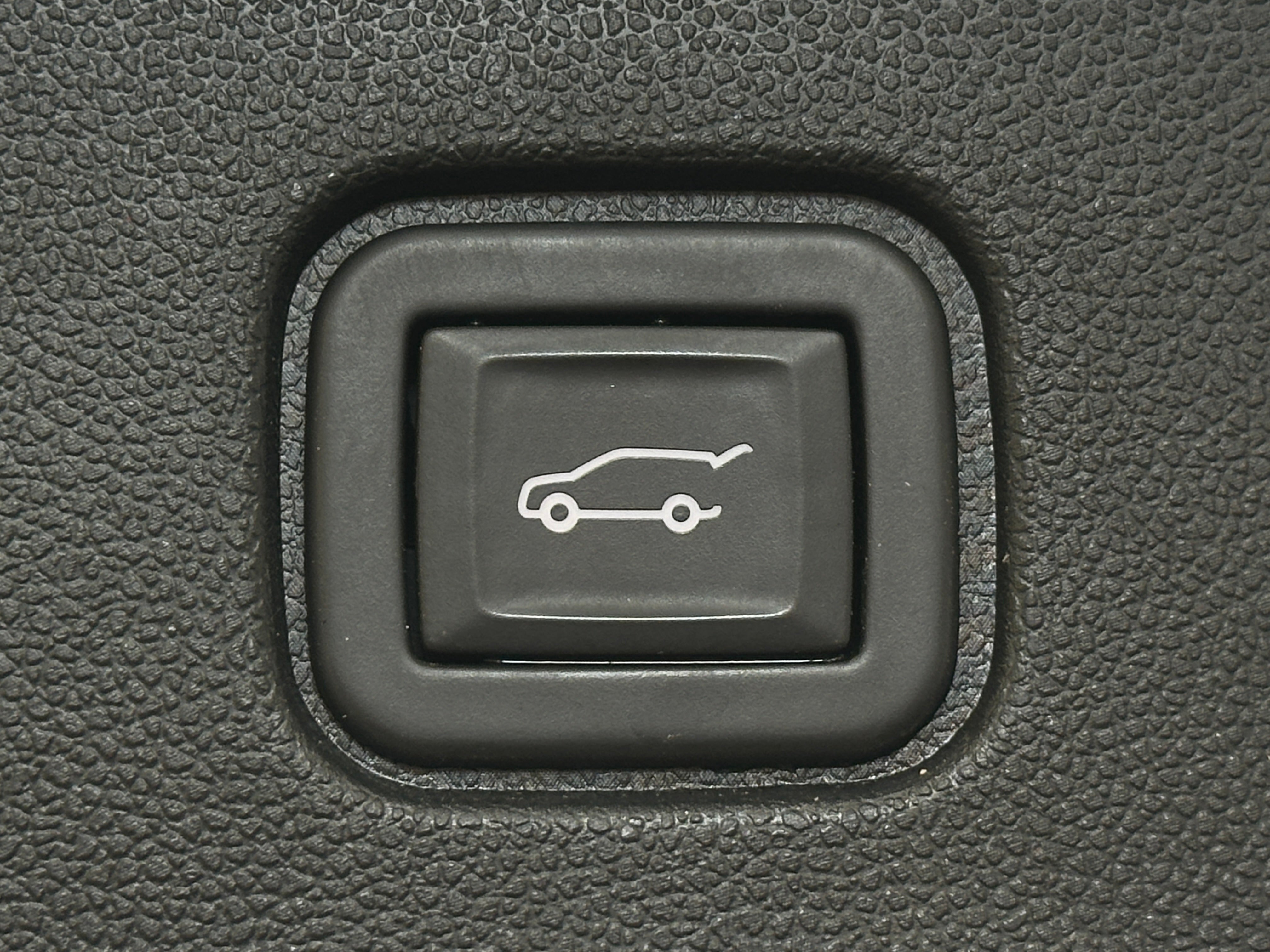 Used 2024 Chevrolet Blazer EV LT with VIN 3GNKDBRJ7RS259117 for sale in Auburn, WA