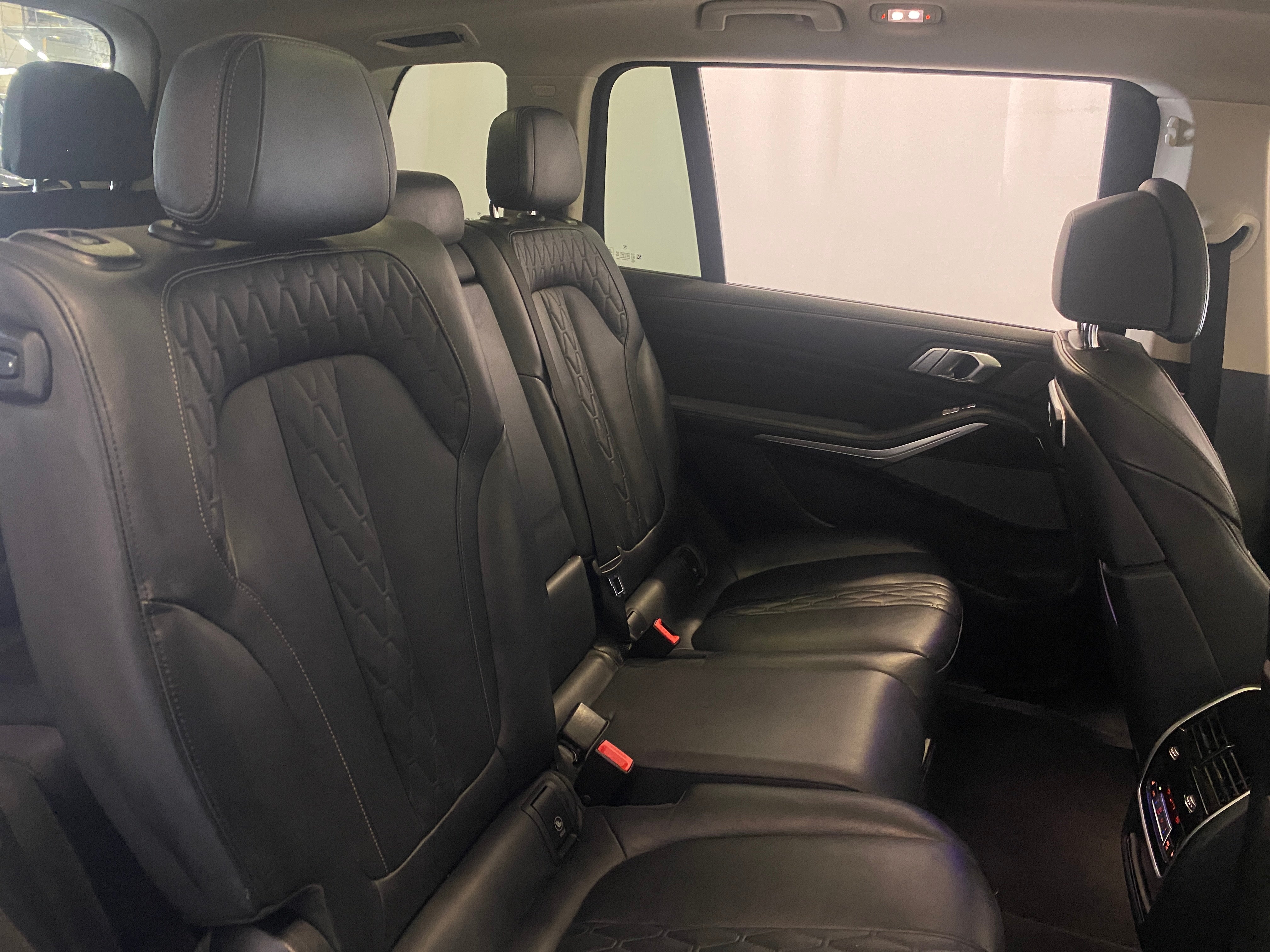 2024 BMW X7 40i