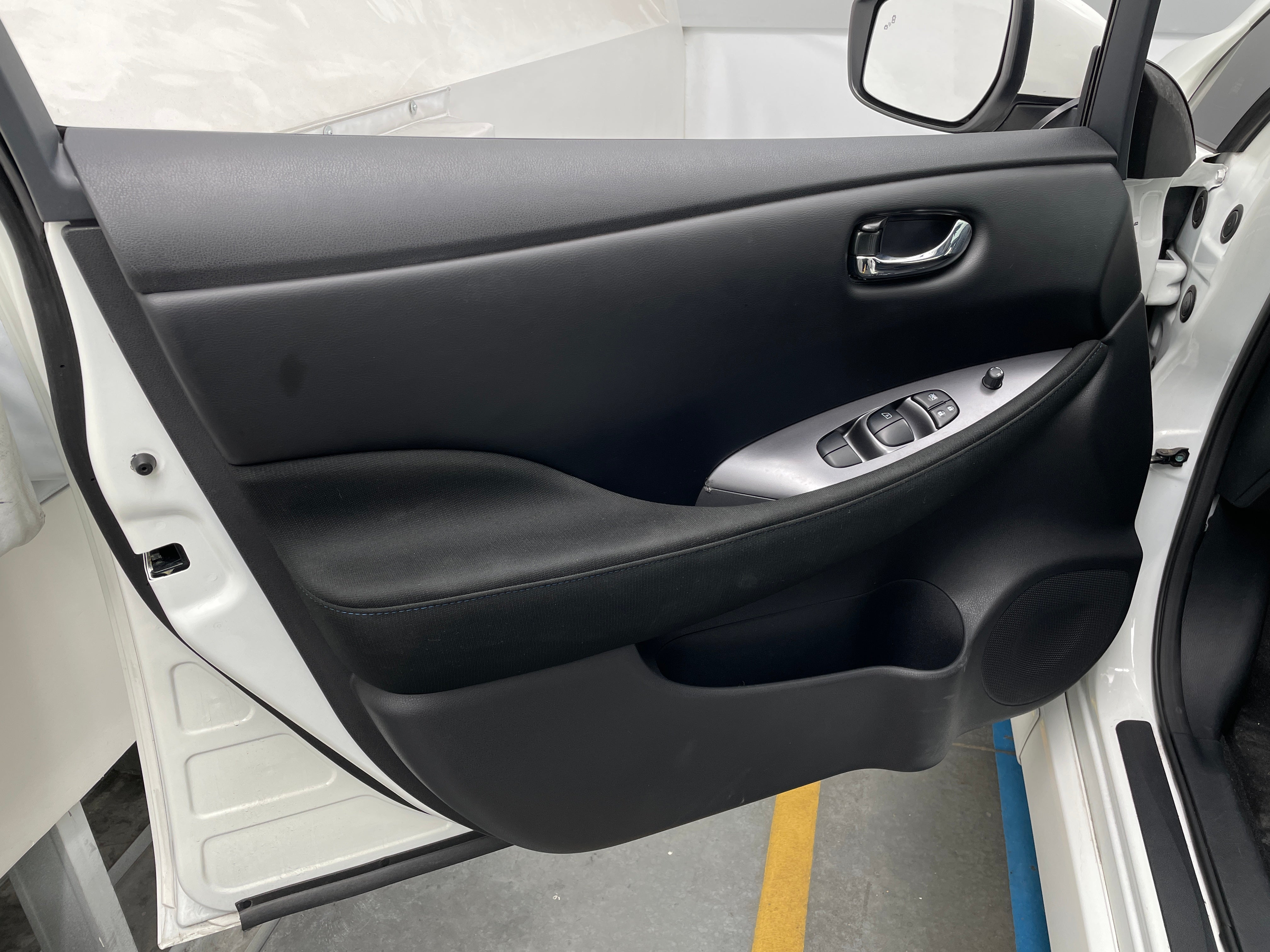 Used 2025 Nissan Leaf S with VIN 1N4AZ1BV0SC558611 for sale in Auburn, WA