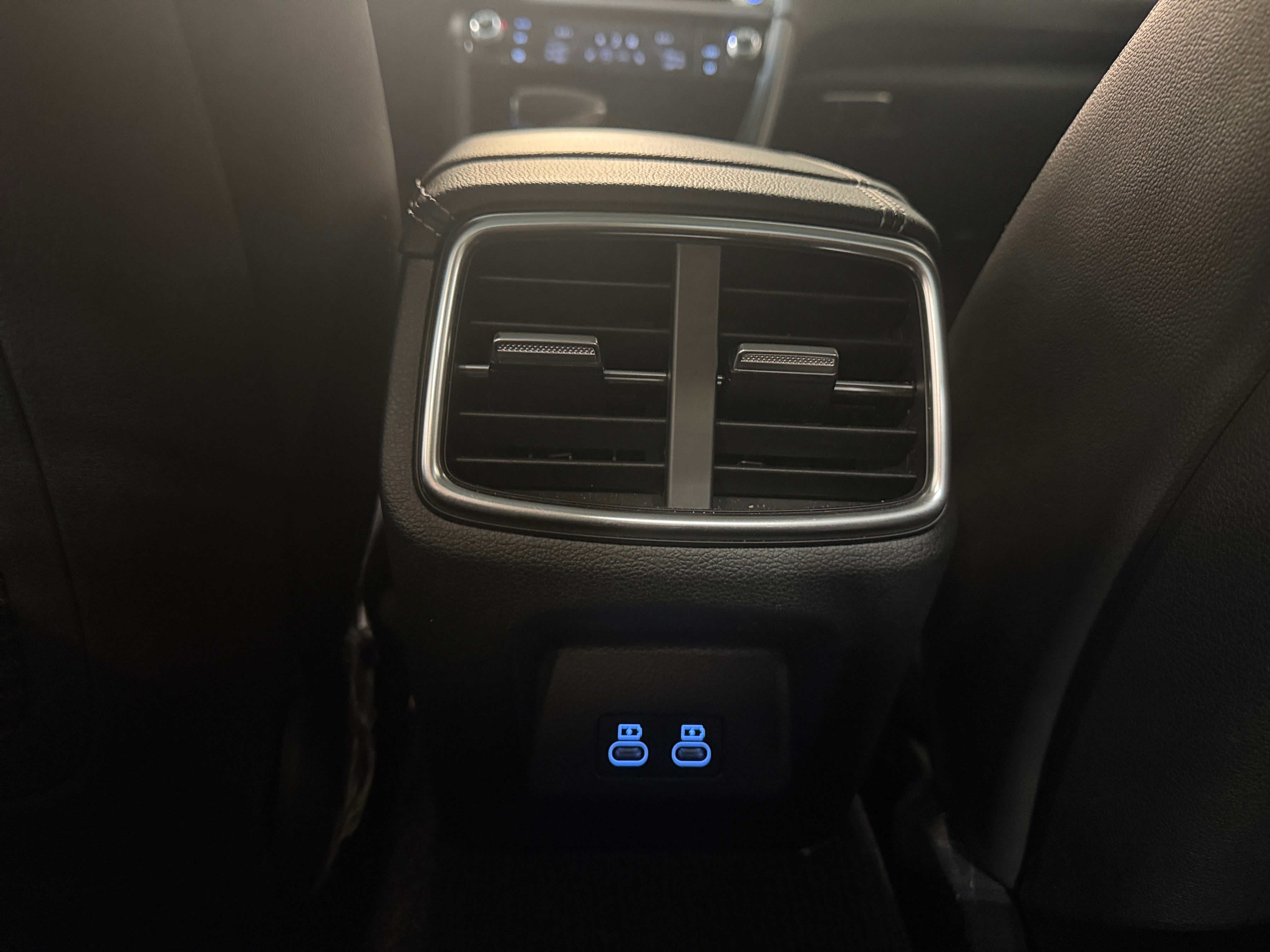 2025 GENESIS G70