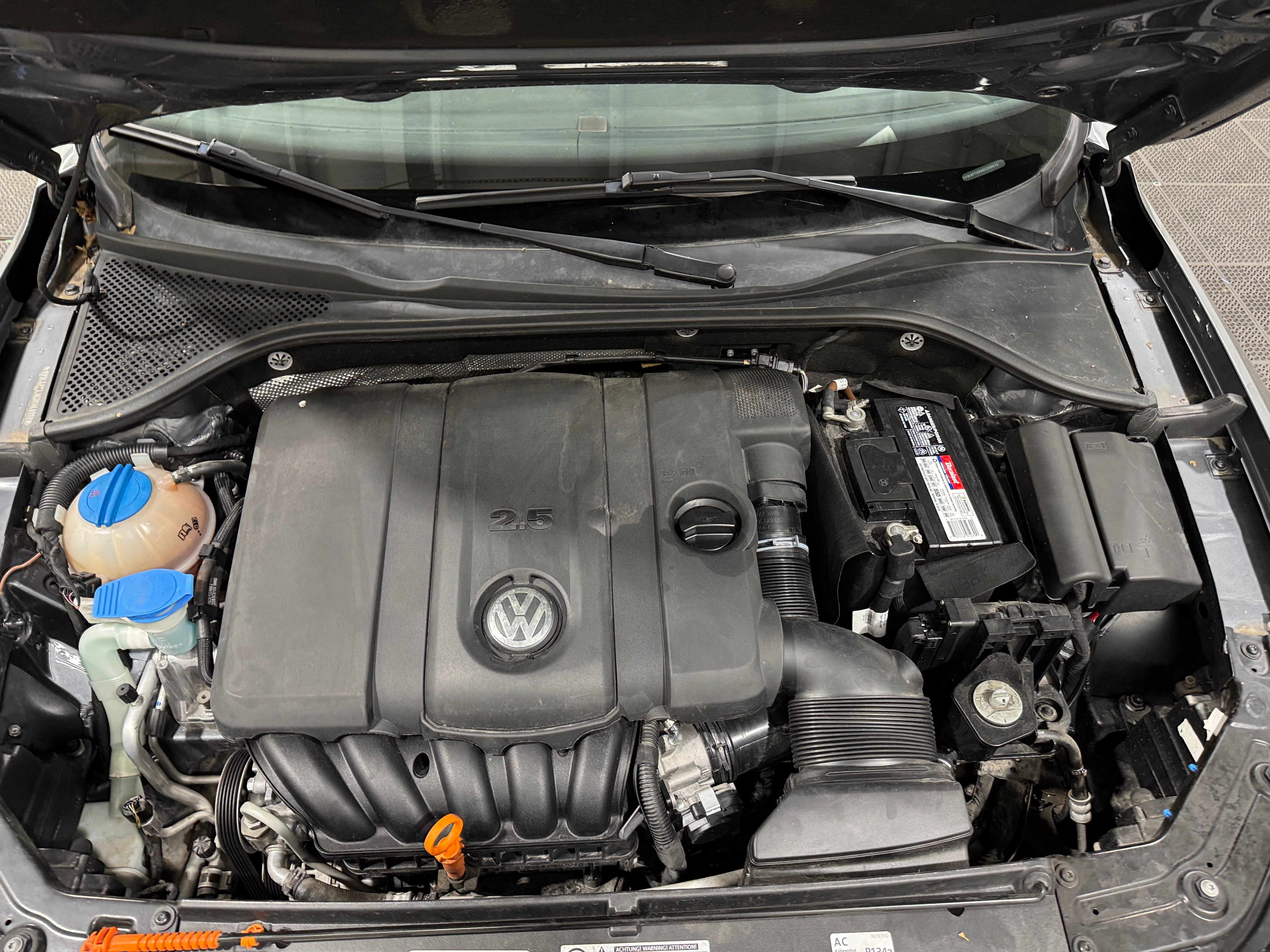 2013 Volkswagen Passat S