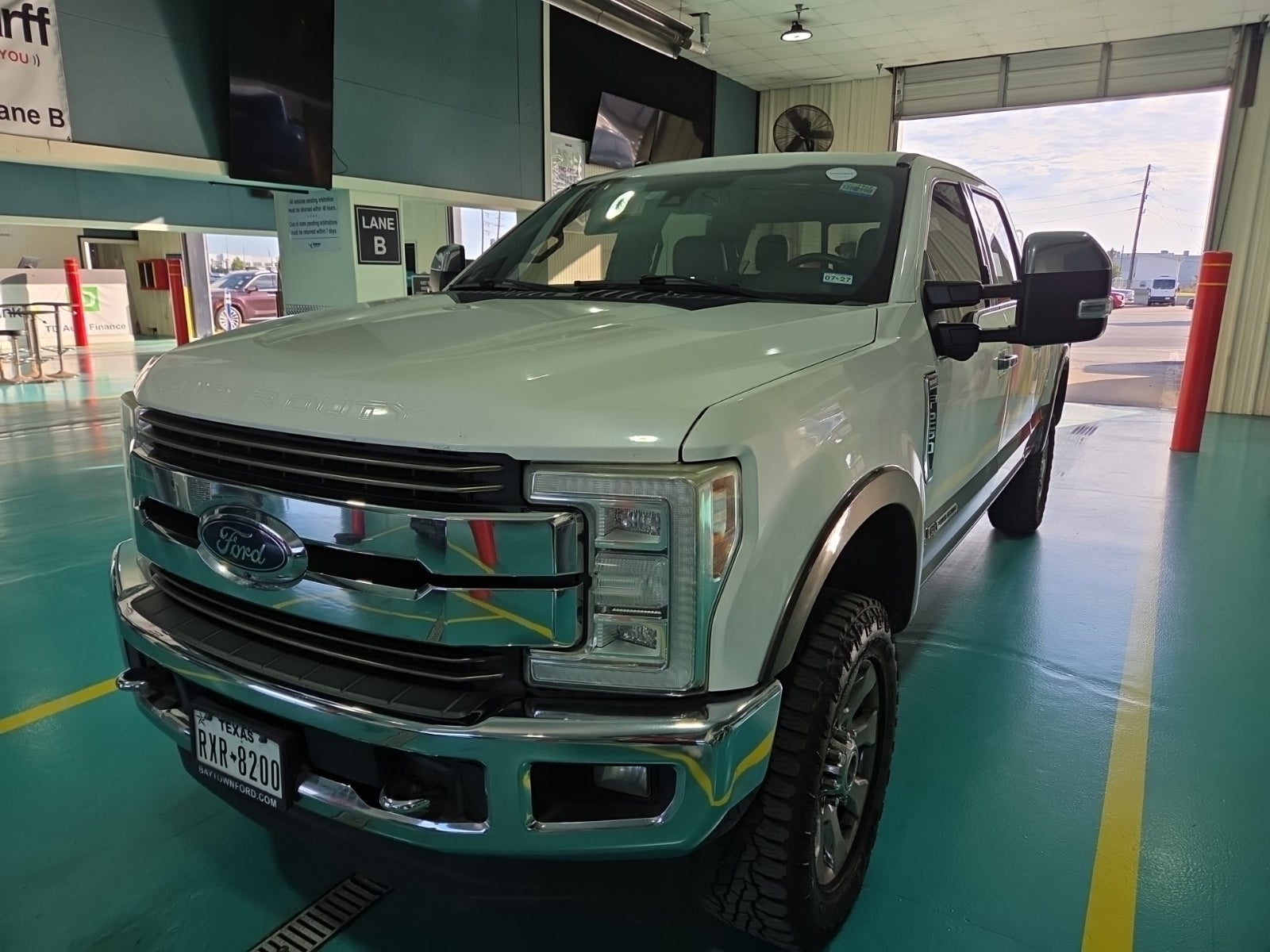 2017 Ford F-250 King Ranch 4WD Crew Cab 6.75' Box