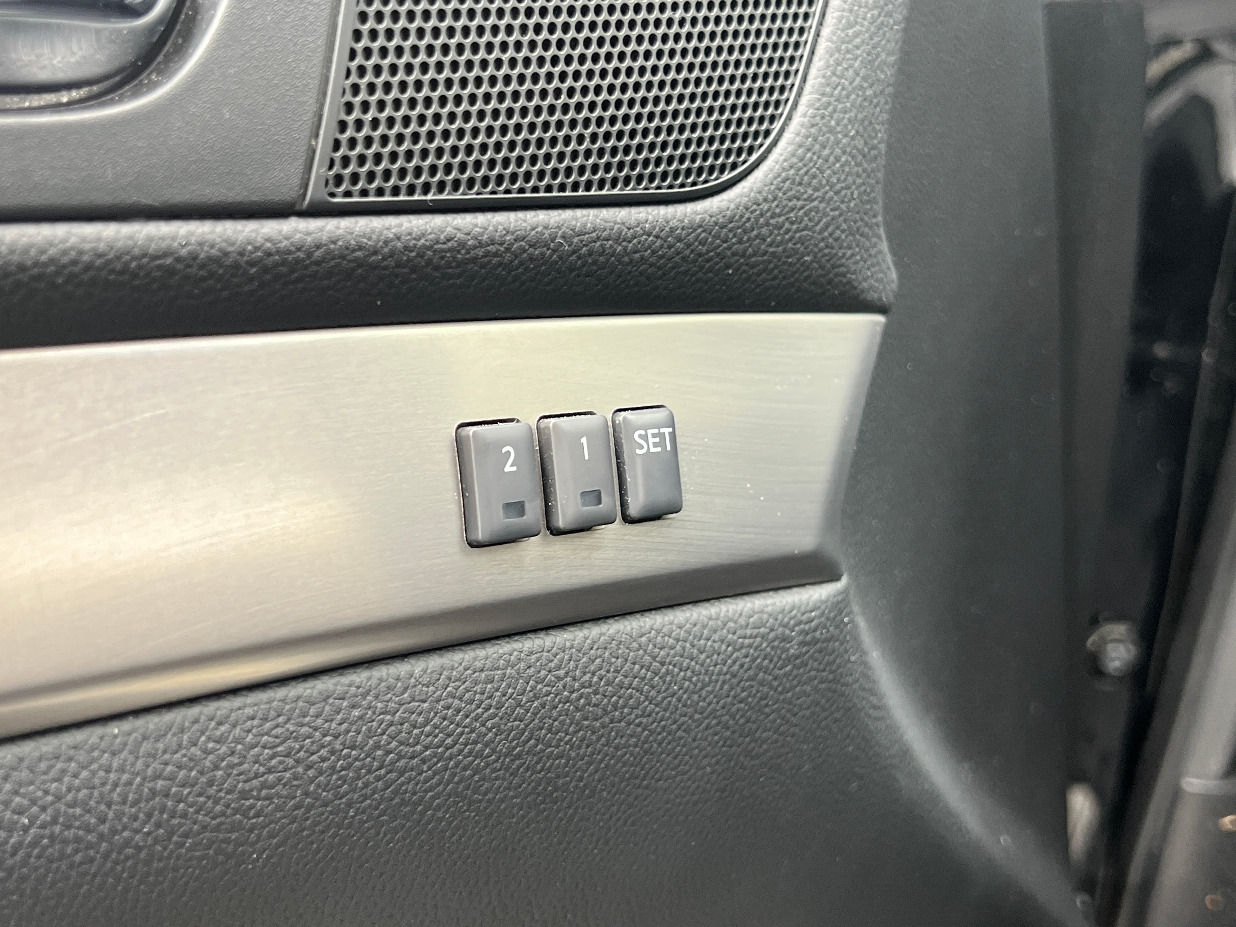 2010 INFINITI G Coupe 37x