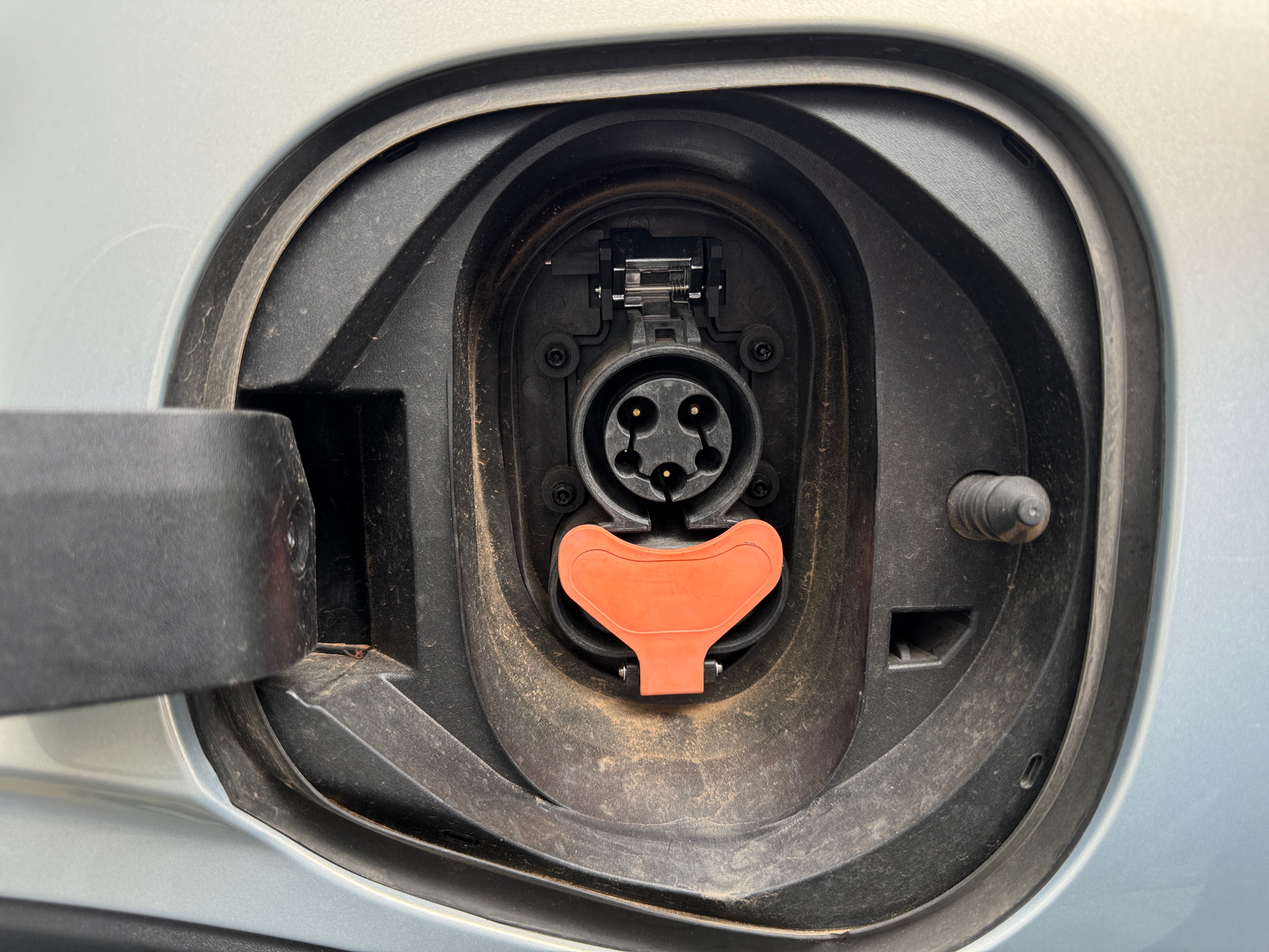 Used 2023 Chevrolet Bolt EUV LT with VIN 1G1FY6S08P4175305 for sale in Auburn, WA