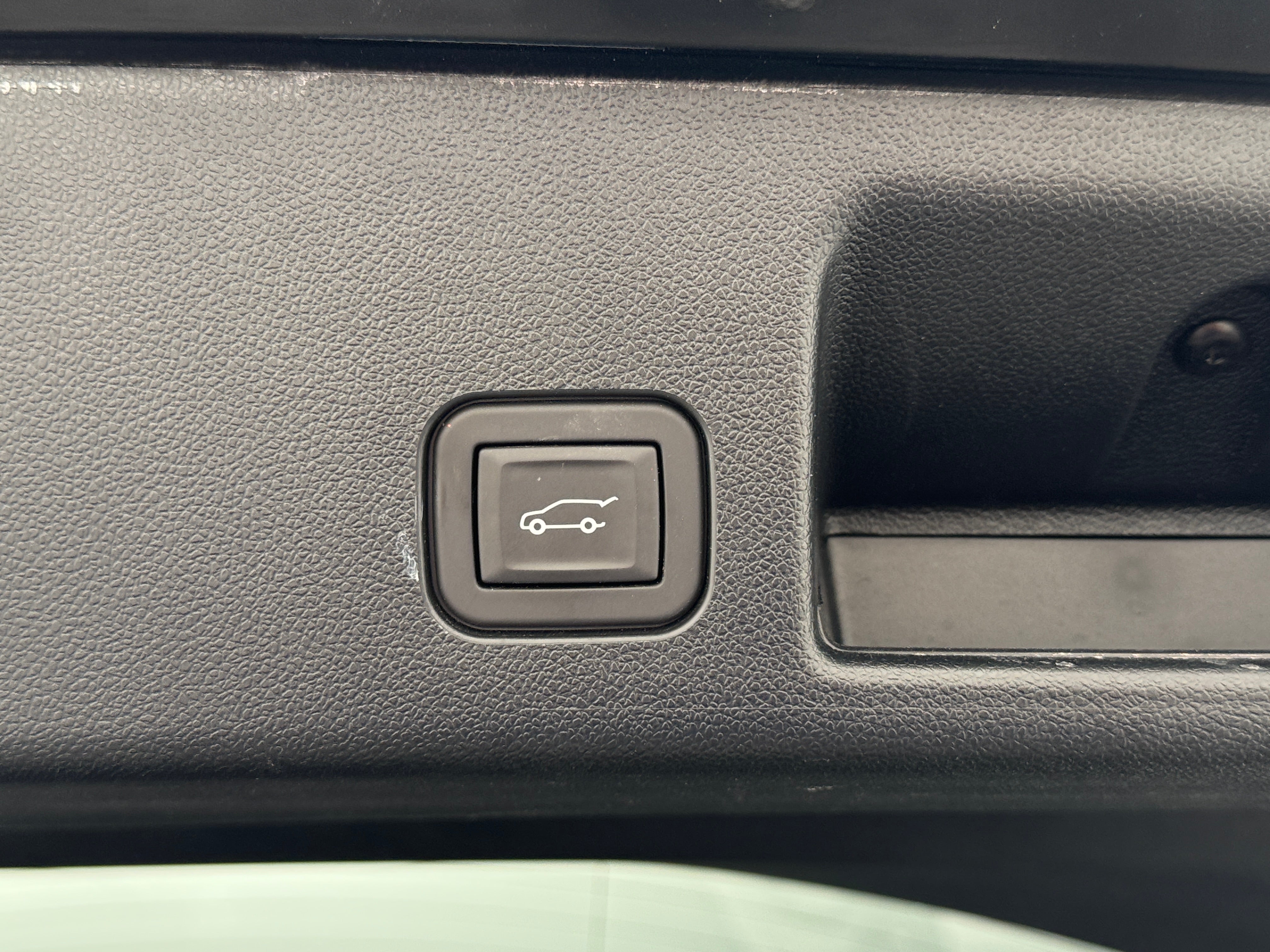 Used 2024 Chevrolet Equinox EV Launch Edition with VIN 3GN7DNRP5RS241551 for sale in Pewaukee, WI