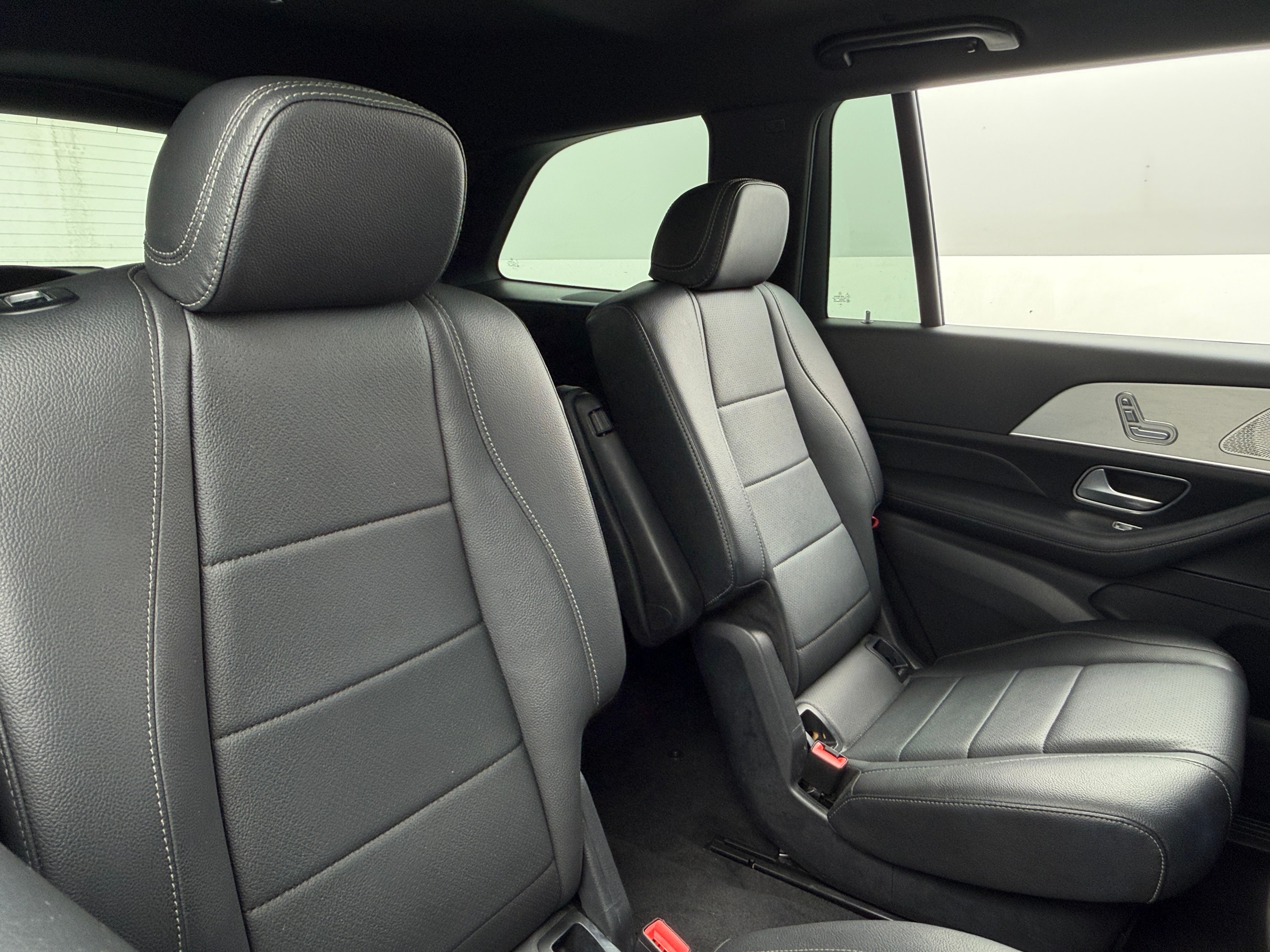 2025 Mercedes-Benz GLS