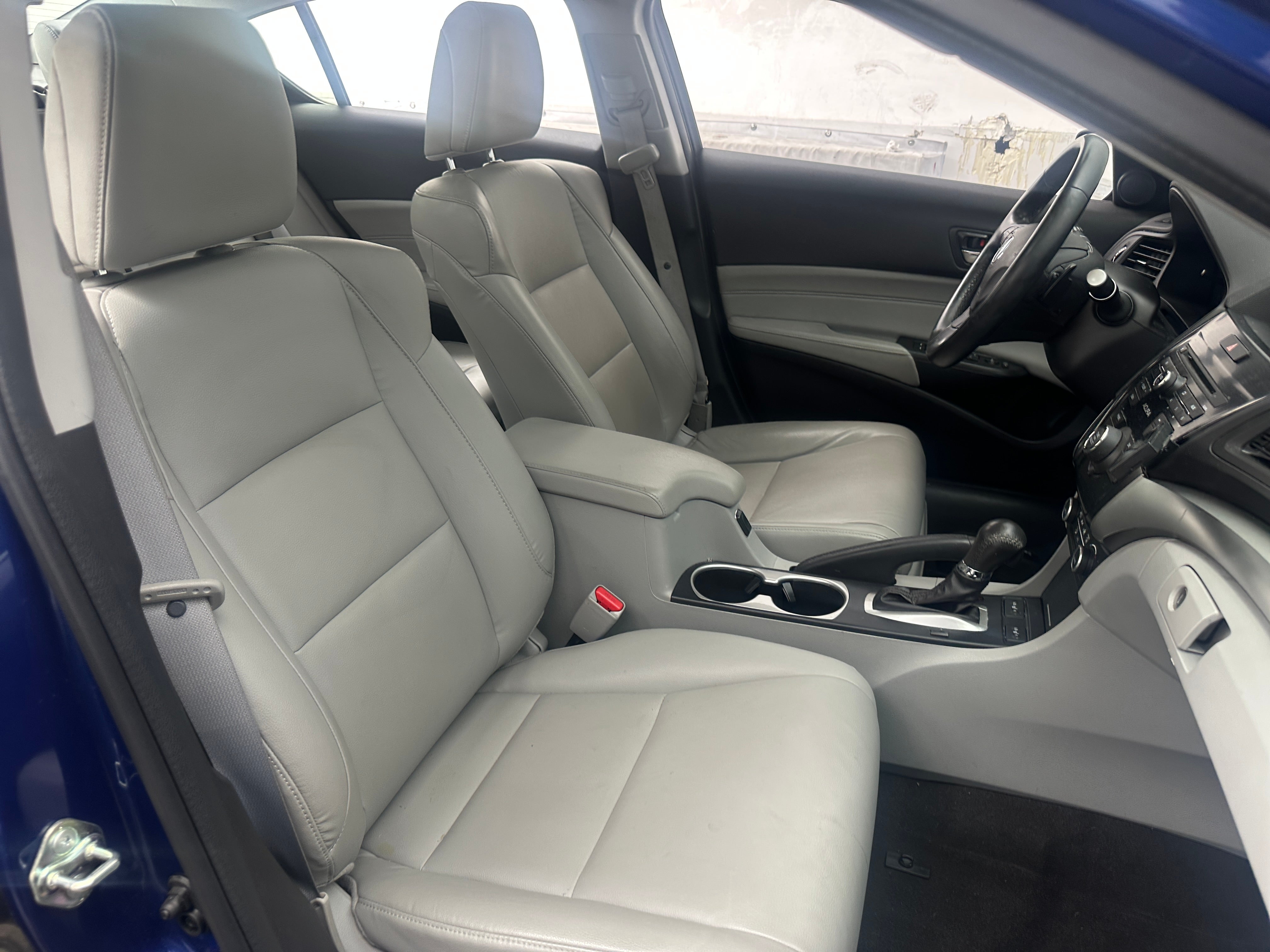 2017 Acura ILX Base