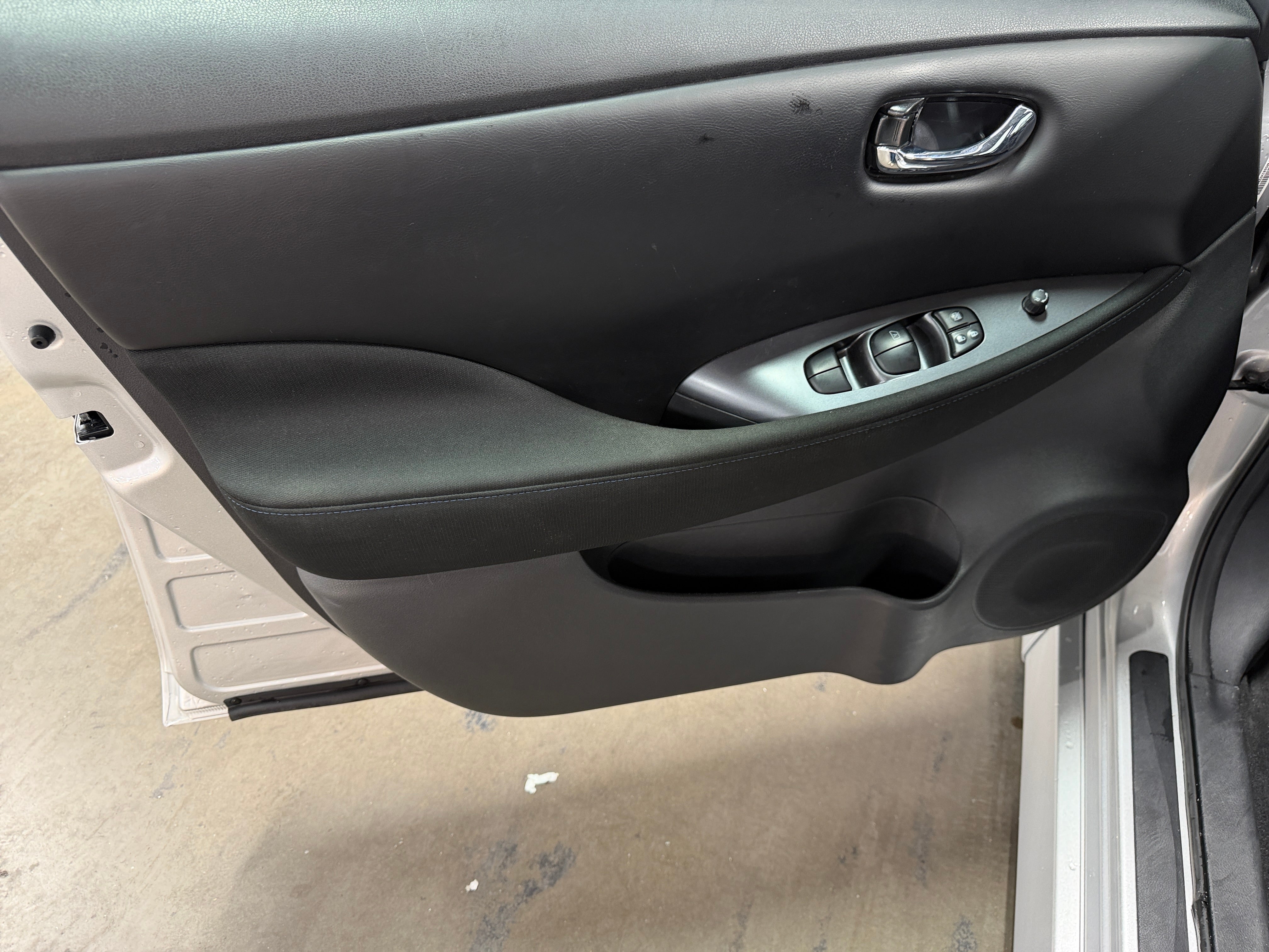 Used 2025 Nissan Leaf S with VIN 1N4AZ1BVXSC550418 for sale in Pewaukee, WI