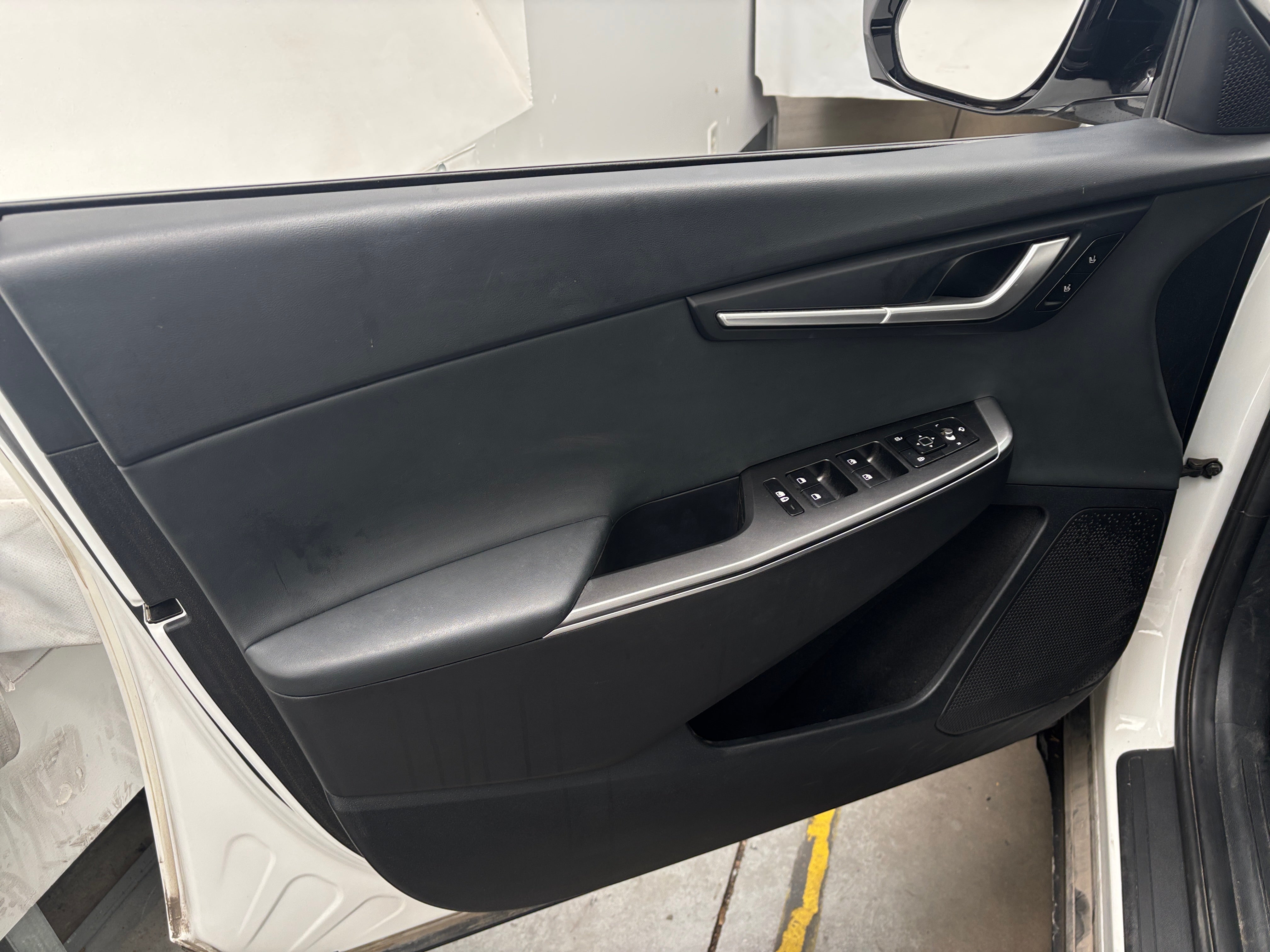 Used 2024 Kia EV6 Light L/R with VIN KNDC34LAXR5225008 for sale in Auburn, WA