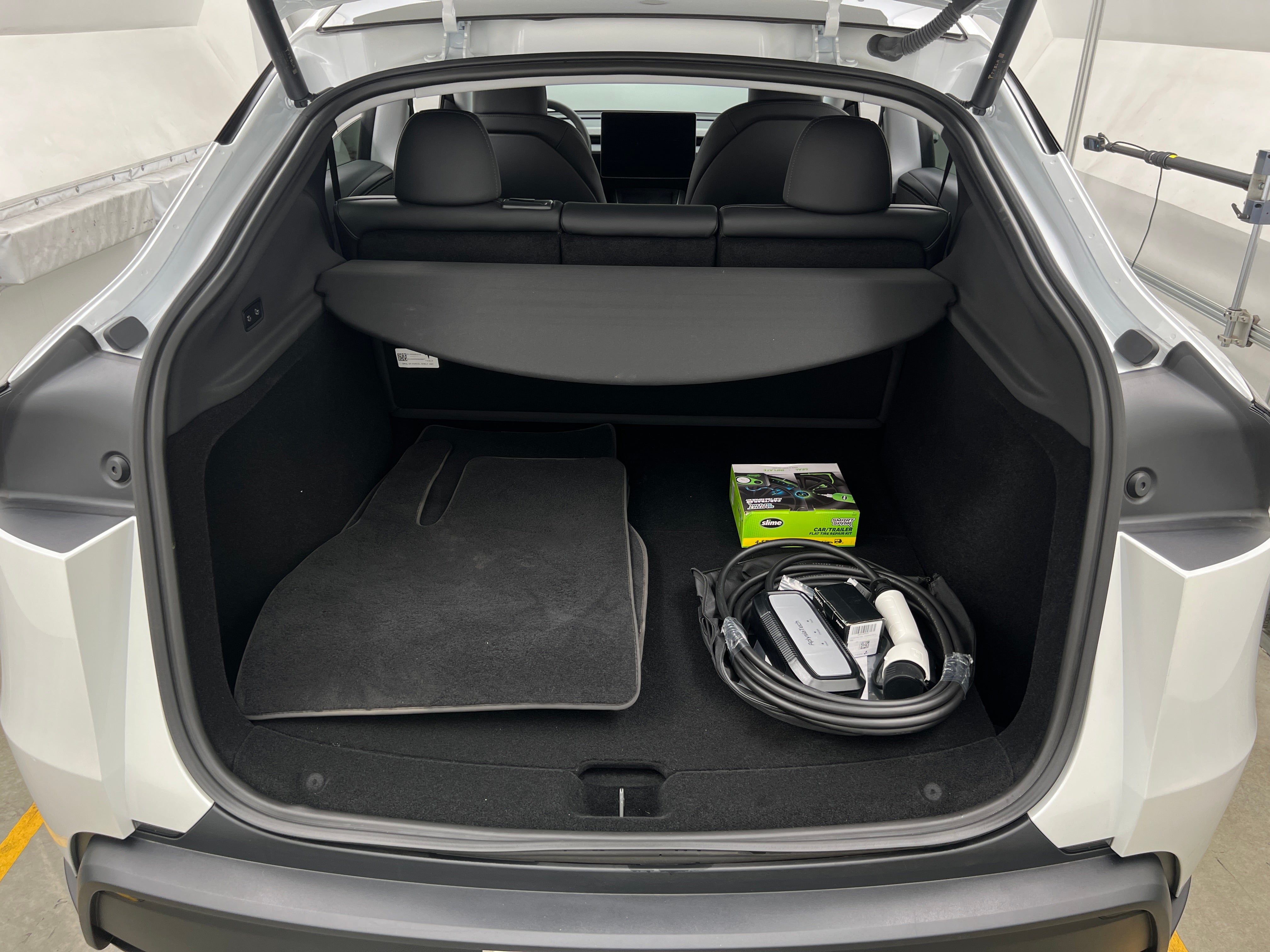 Used 2026 Tesla Model Y Long Range with VIN 7SAYGDEE5TF416824 for sale in Auburn, WA