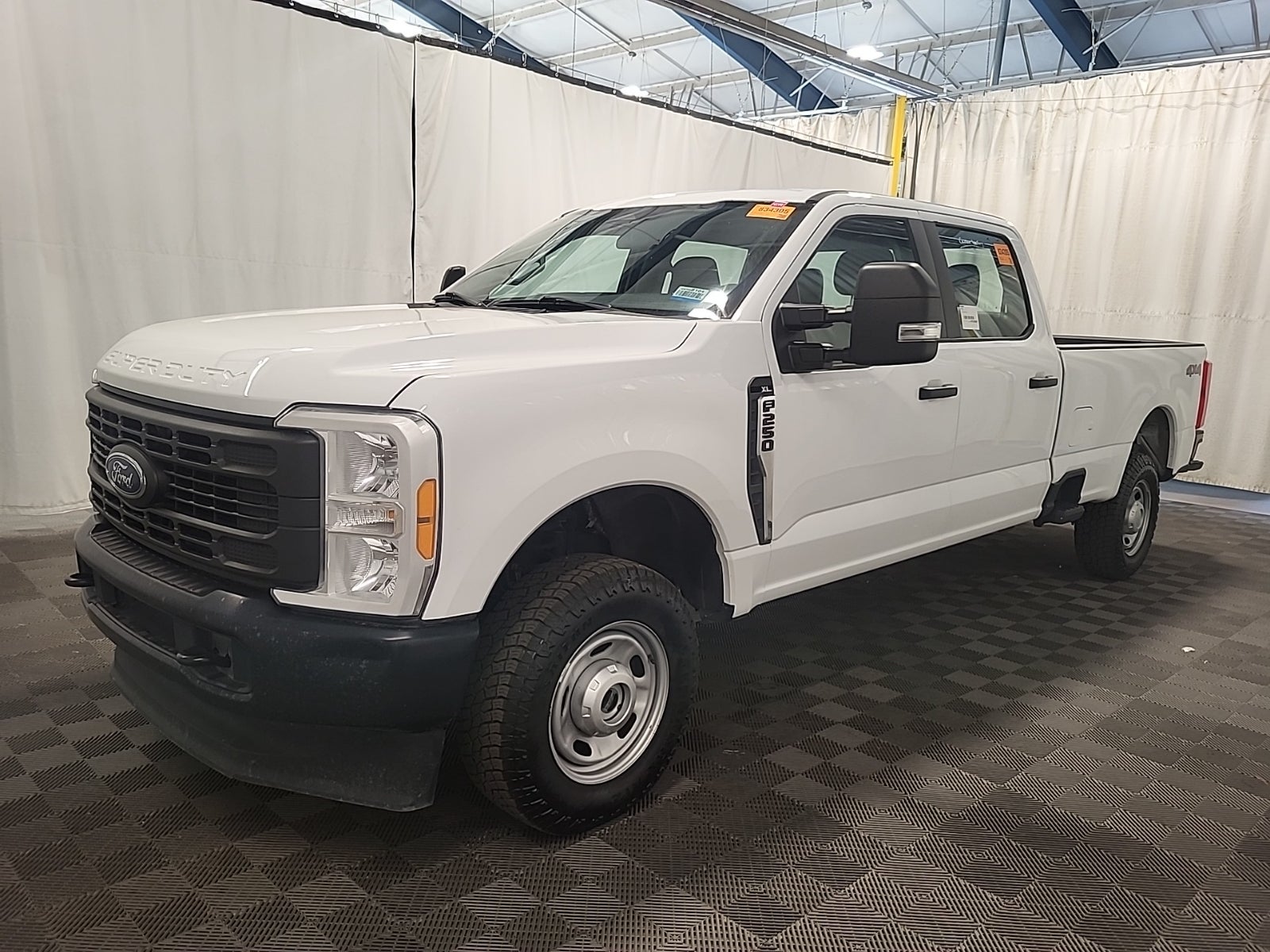 2023 Ford F-250 XL 4WD Crew Cab 8' Box