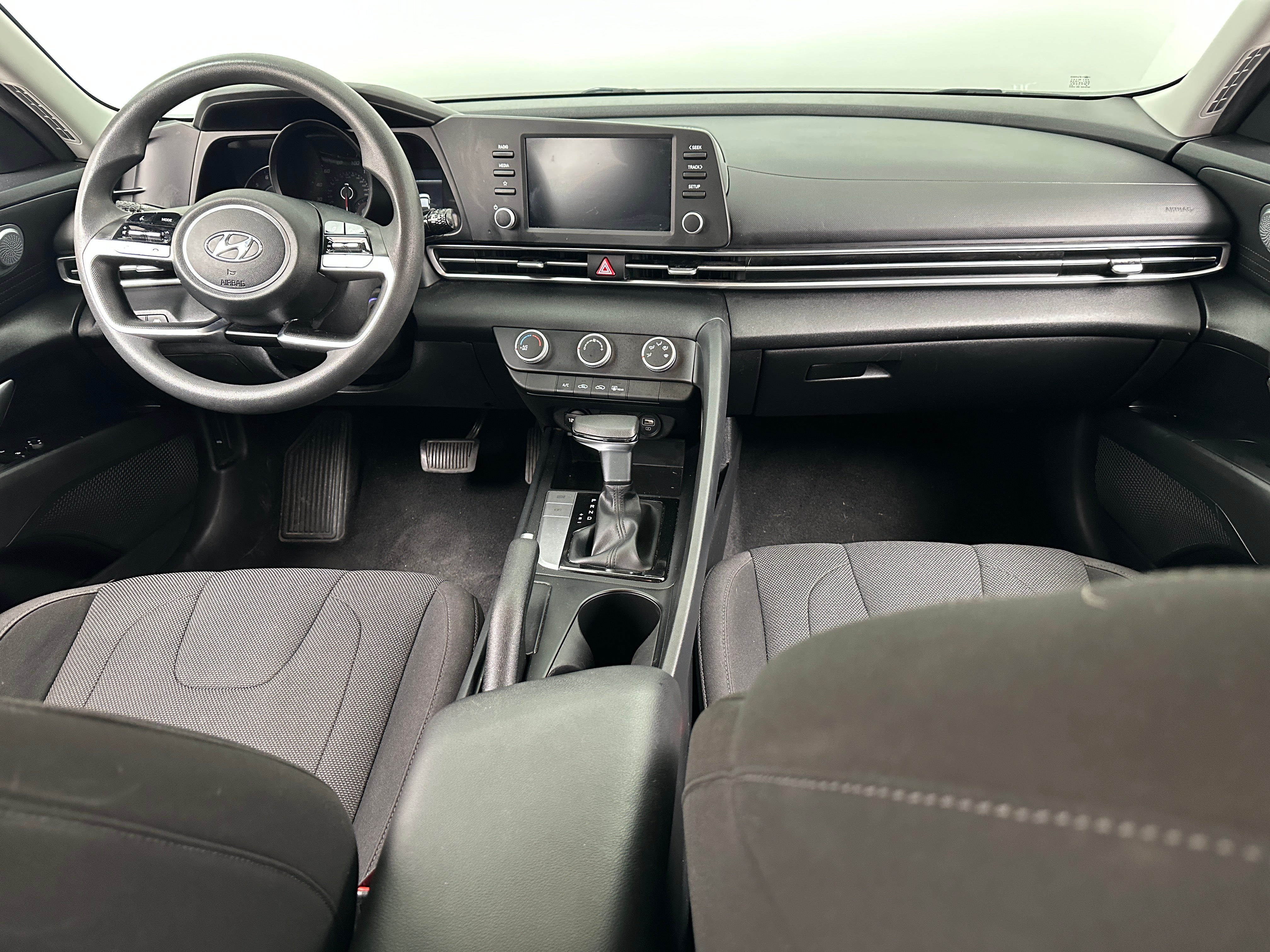 2022 Hyundai Elantra