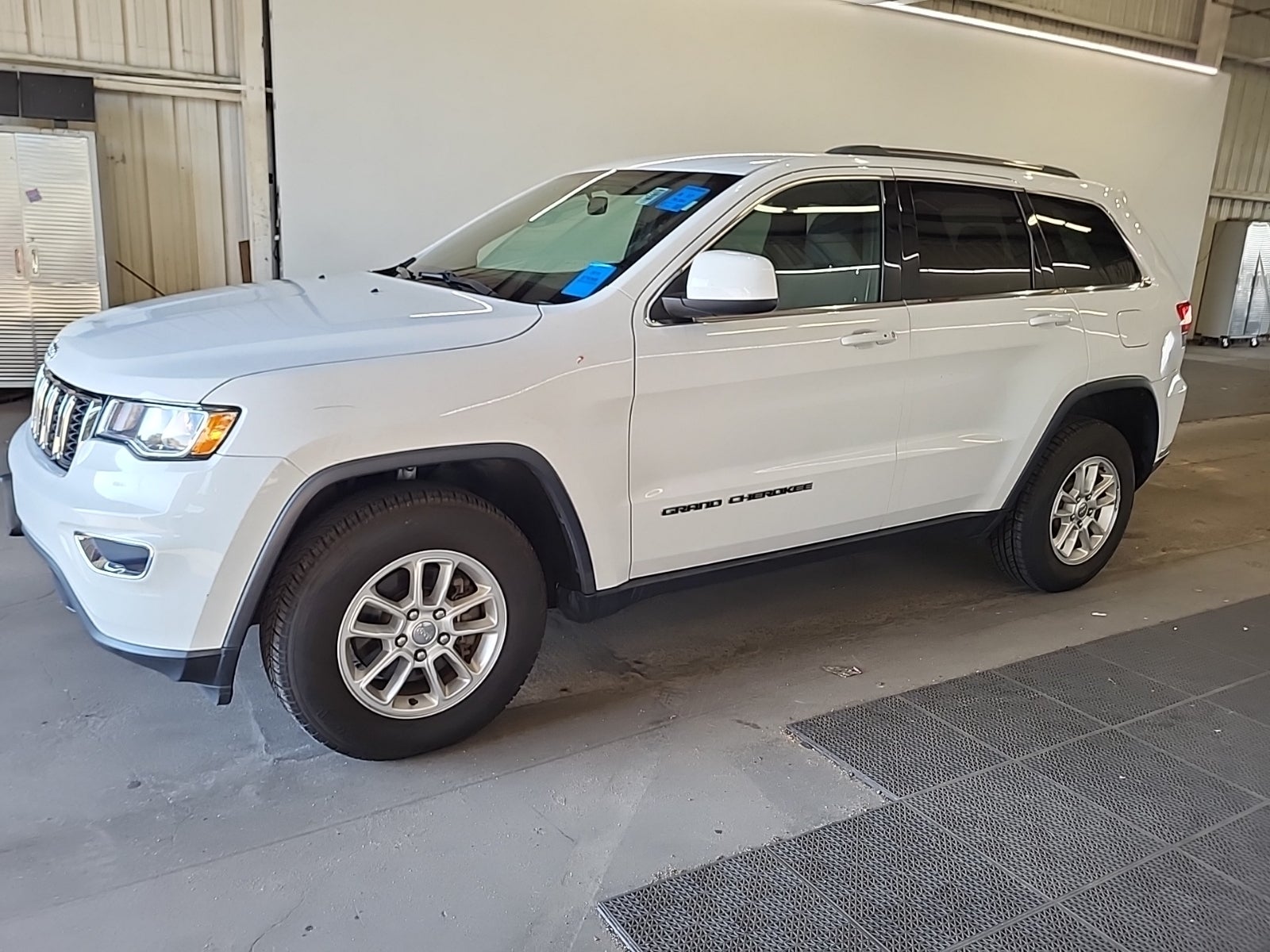 2019 Jeep Grand Cherokee Laredo E
