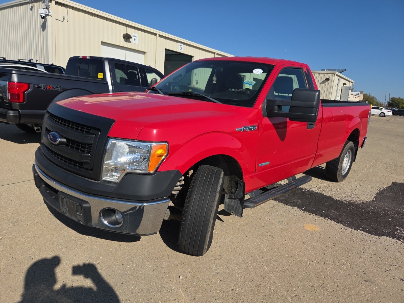 2014 Ford F-150 2WD Reg Cab 145" XL W/HD Payload PKG