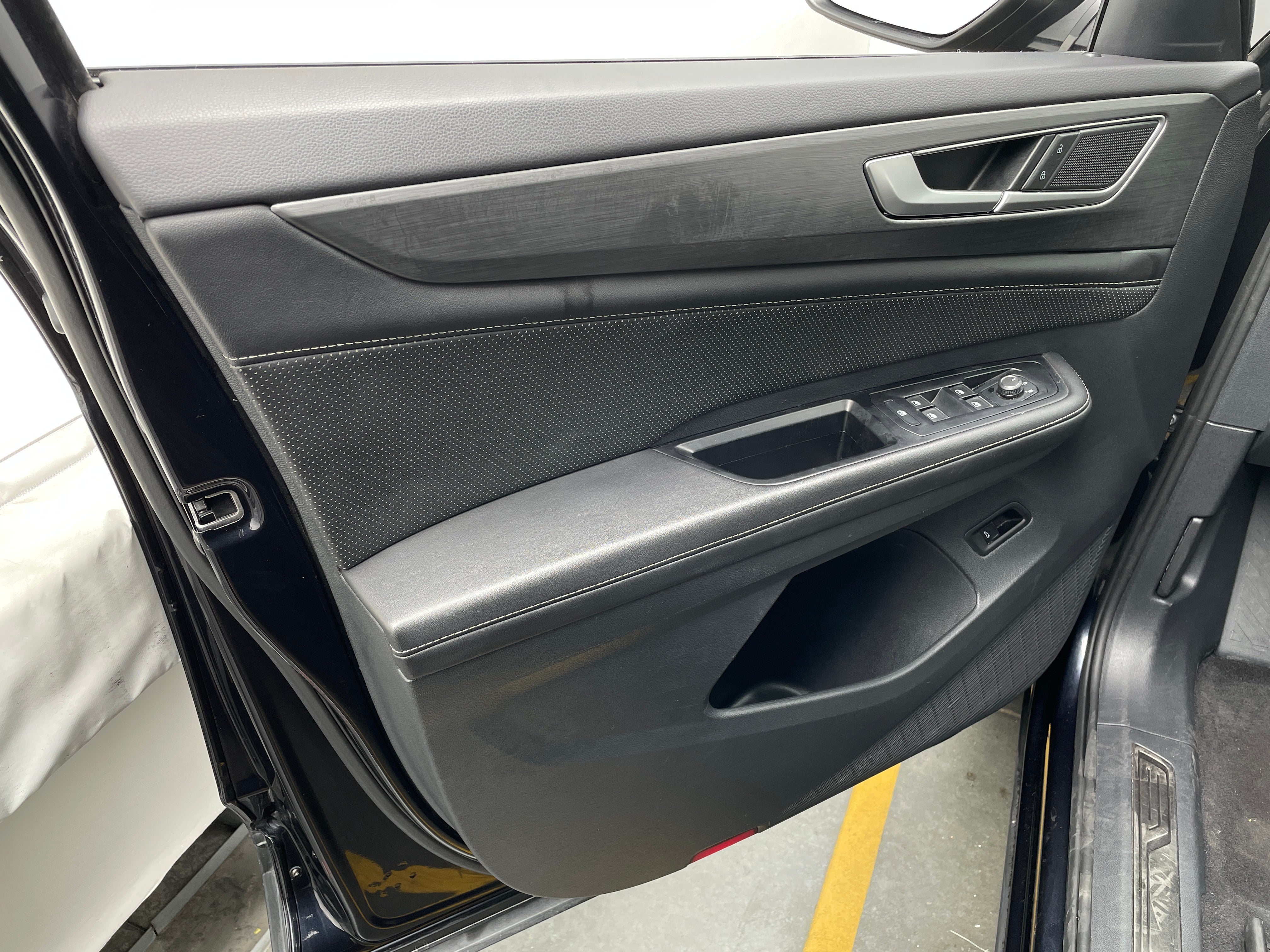 2025 Volkswagen Atlas Cross Sport