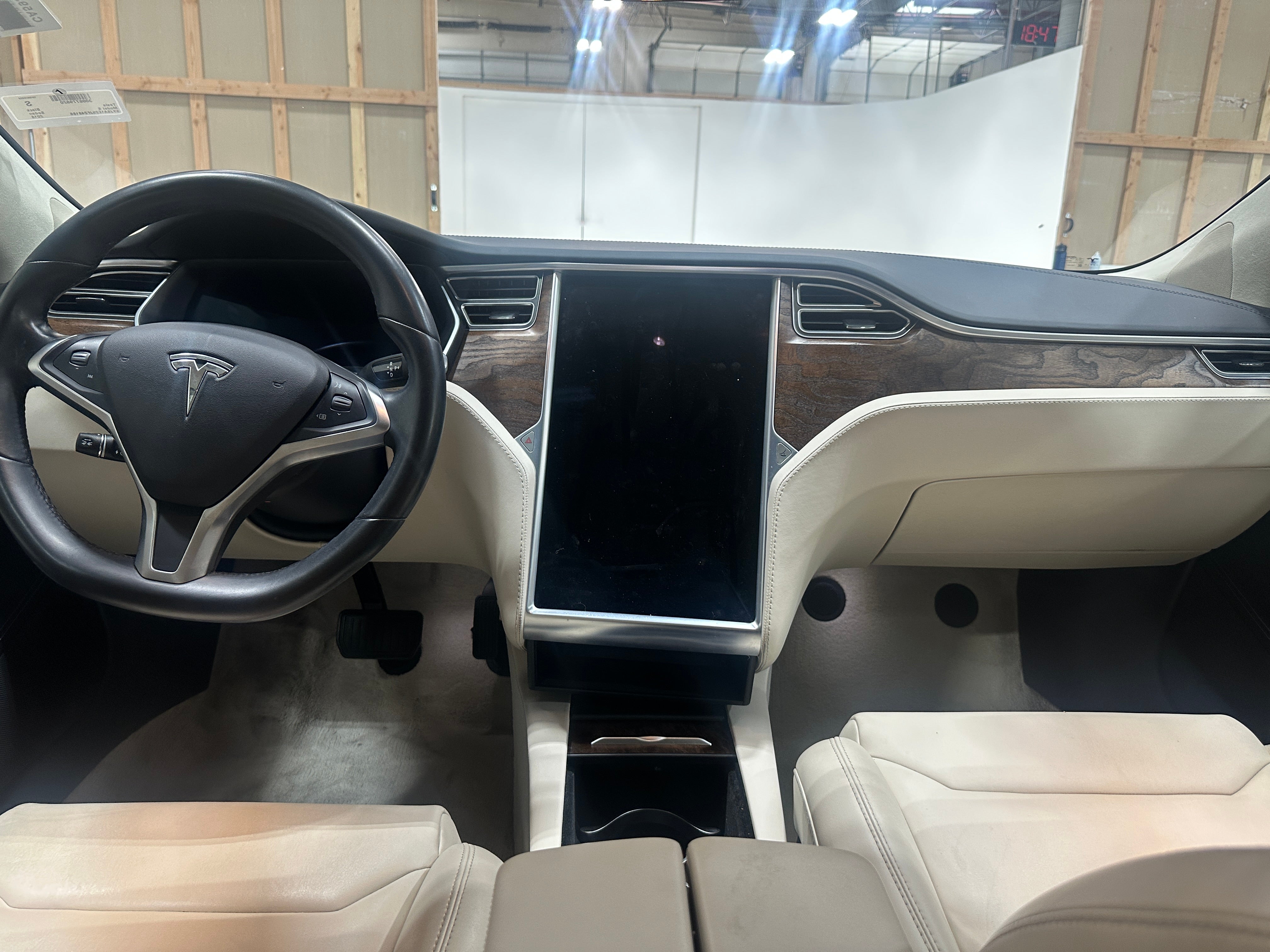 Used 2018 Tesla Model S 75D with VIN 5YJSA1E25JF248186 for sale in Auburn, WA