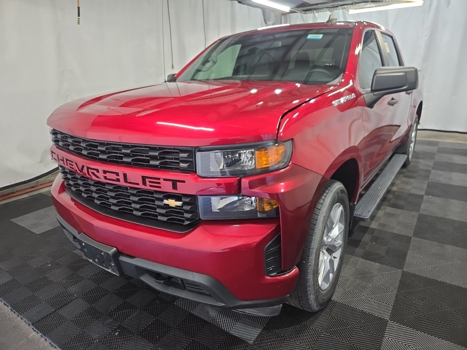 2020 Chevrolet Silverado 1500 2WD Crew Cab 147" Custom