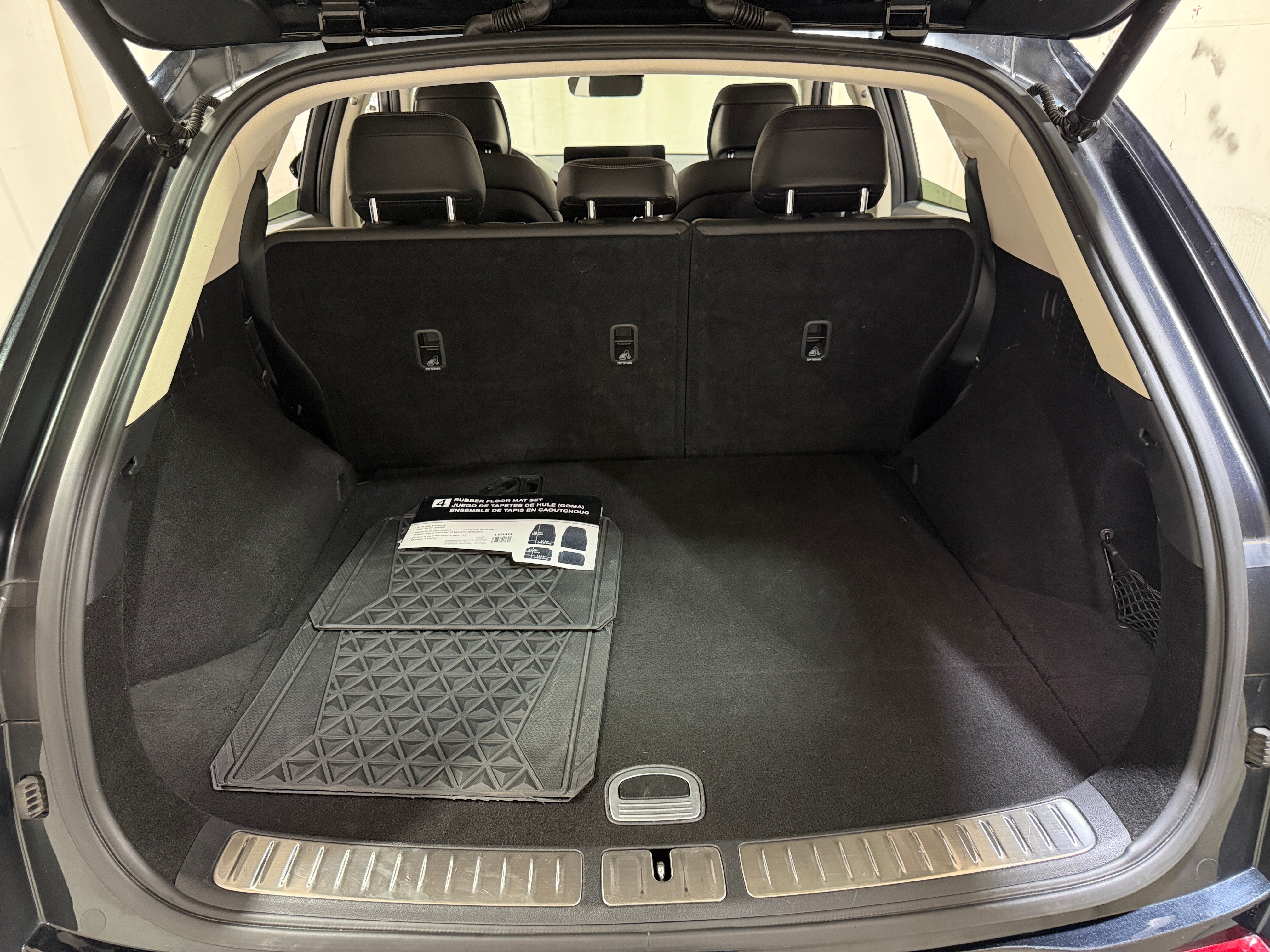 2025 GENESIS GV70