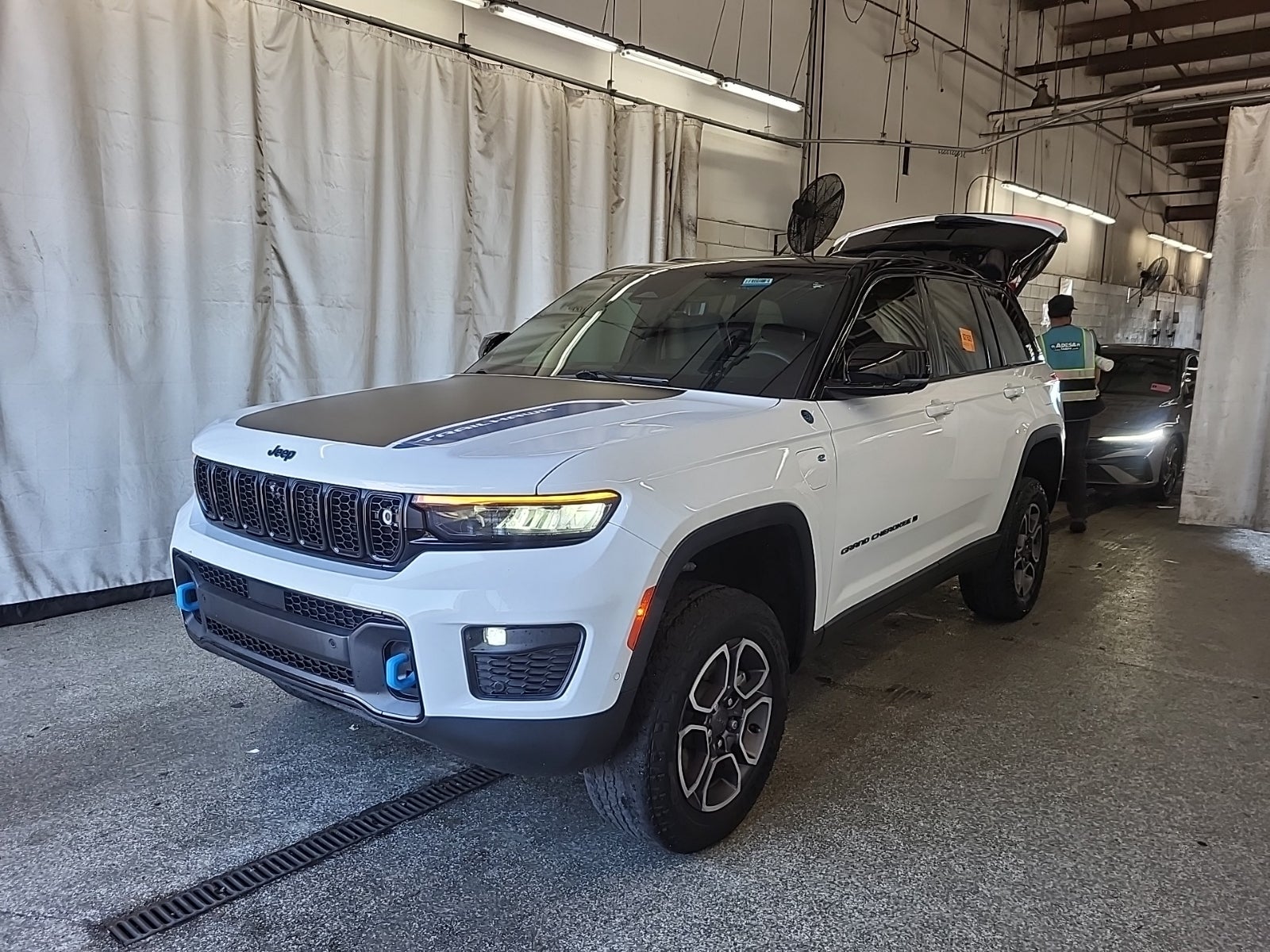 2023 Jeep Grand Cherokee 4xe Trailhawk