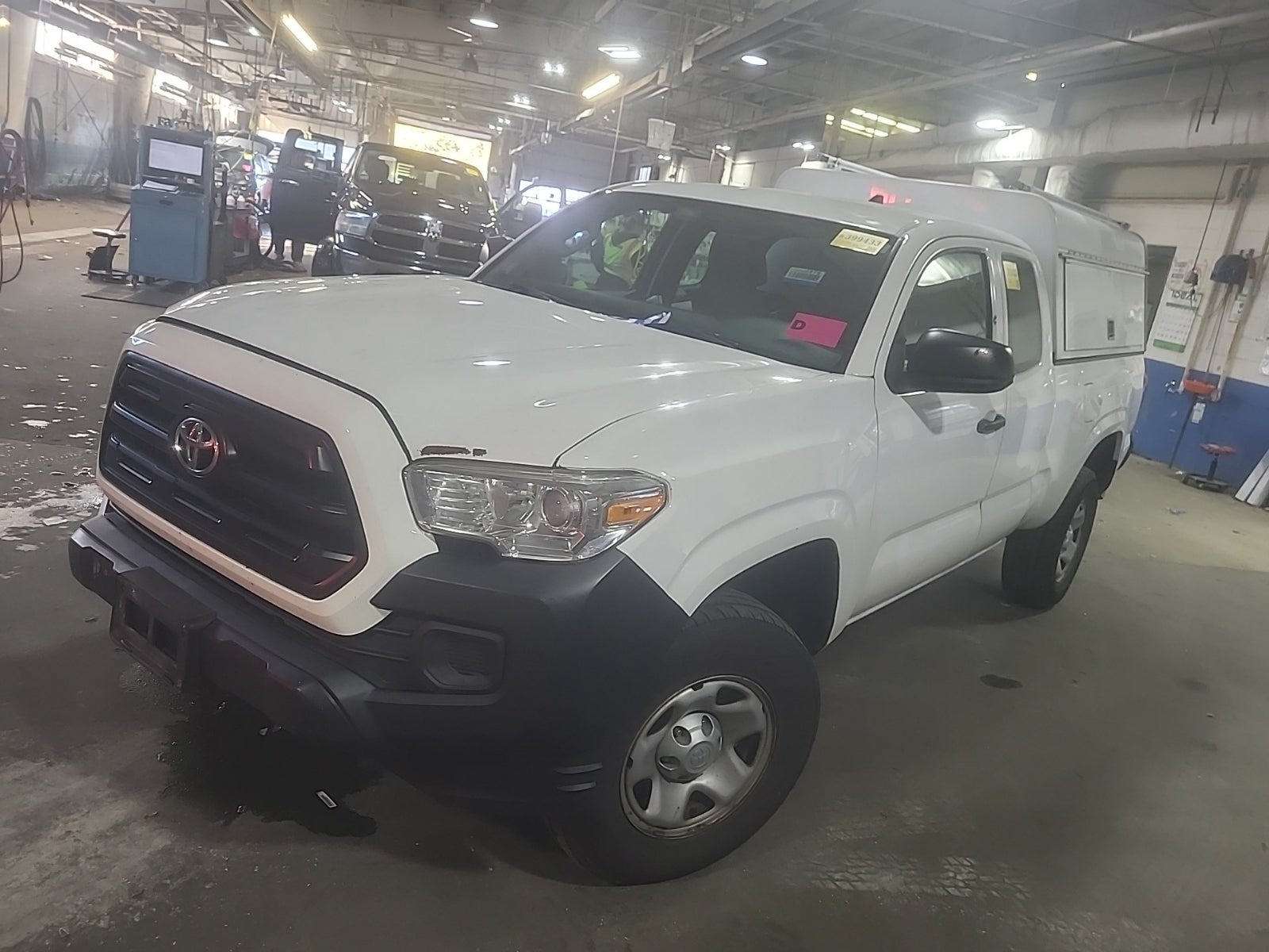 2016 Toyota Tacoma 2WD Access Cab I4 At SR