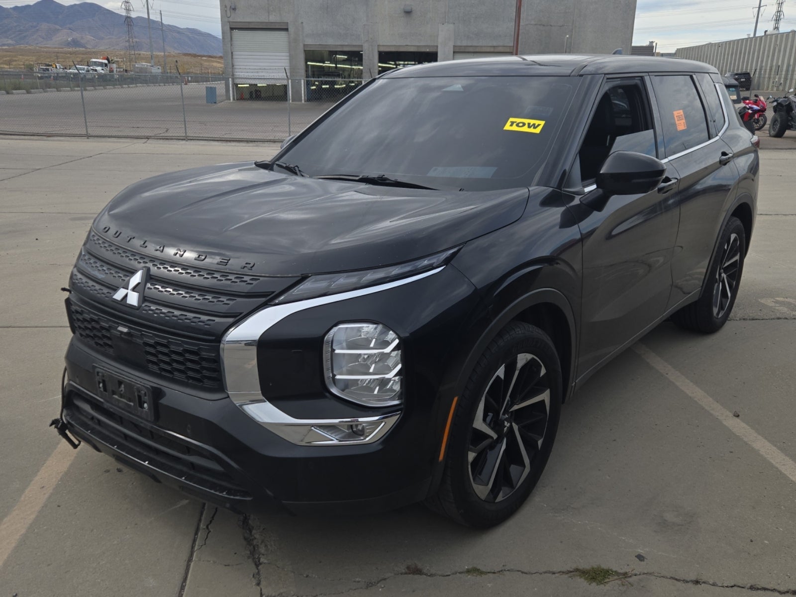2024 Mitsubishi Outlander SE Black Edition