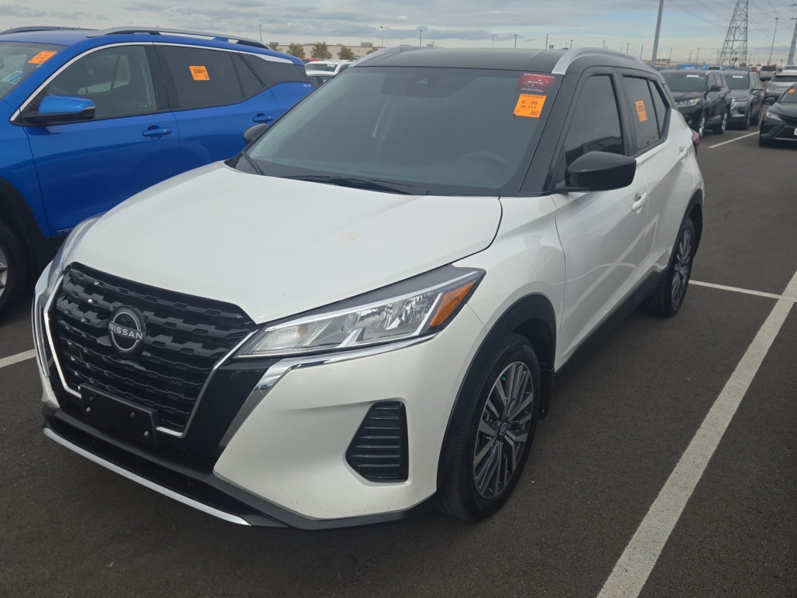 2024 Nissan Kicks SV