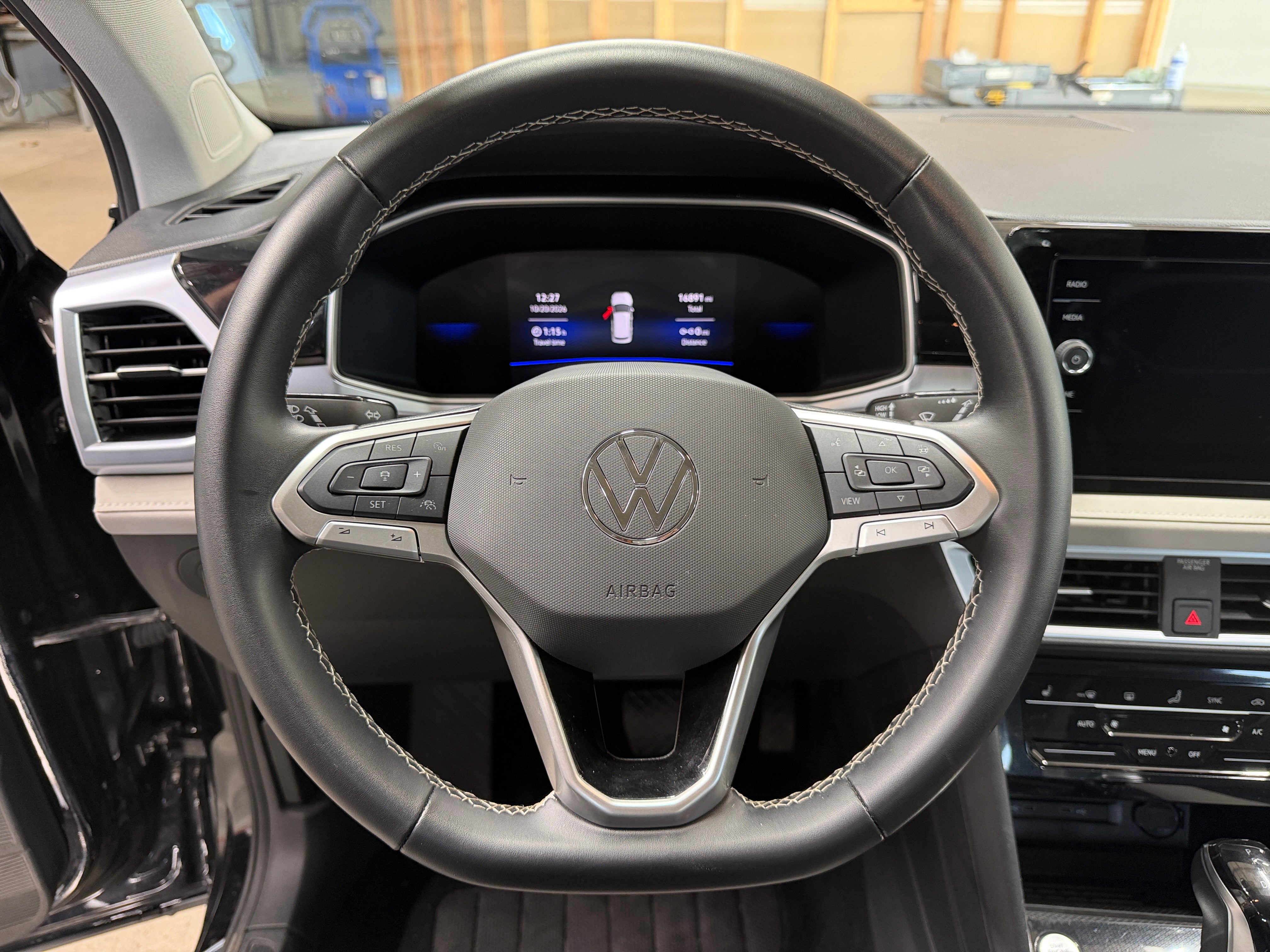 2026 Volkswagen Taos SE