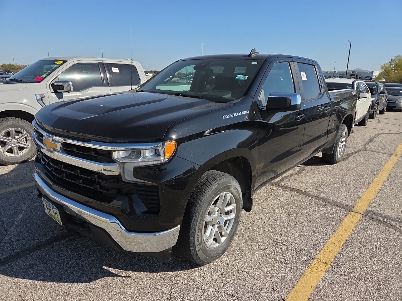2023 Chevrolet Silverado 1500 4WD Crew Cab 157" LT