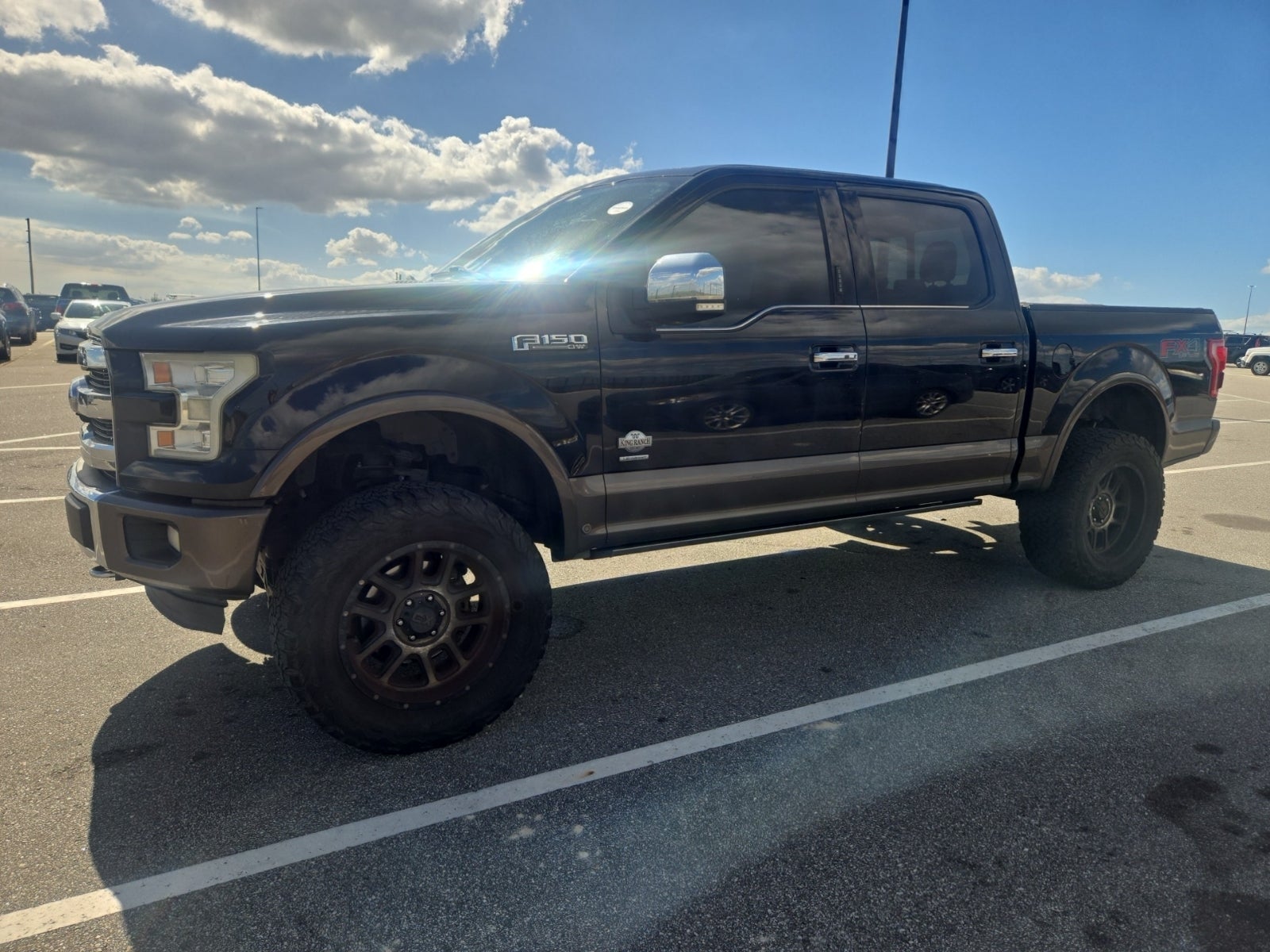2016 Ford F-150 4WD Supercrew 145" King Ranch