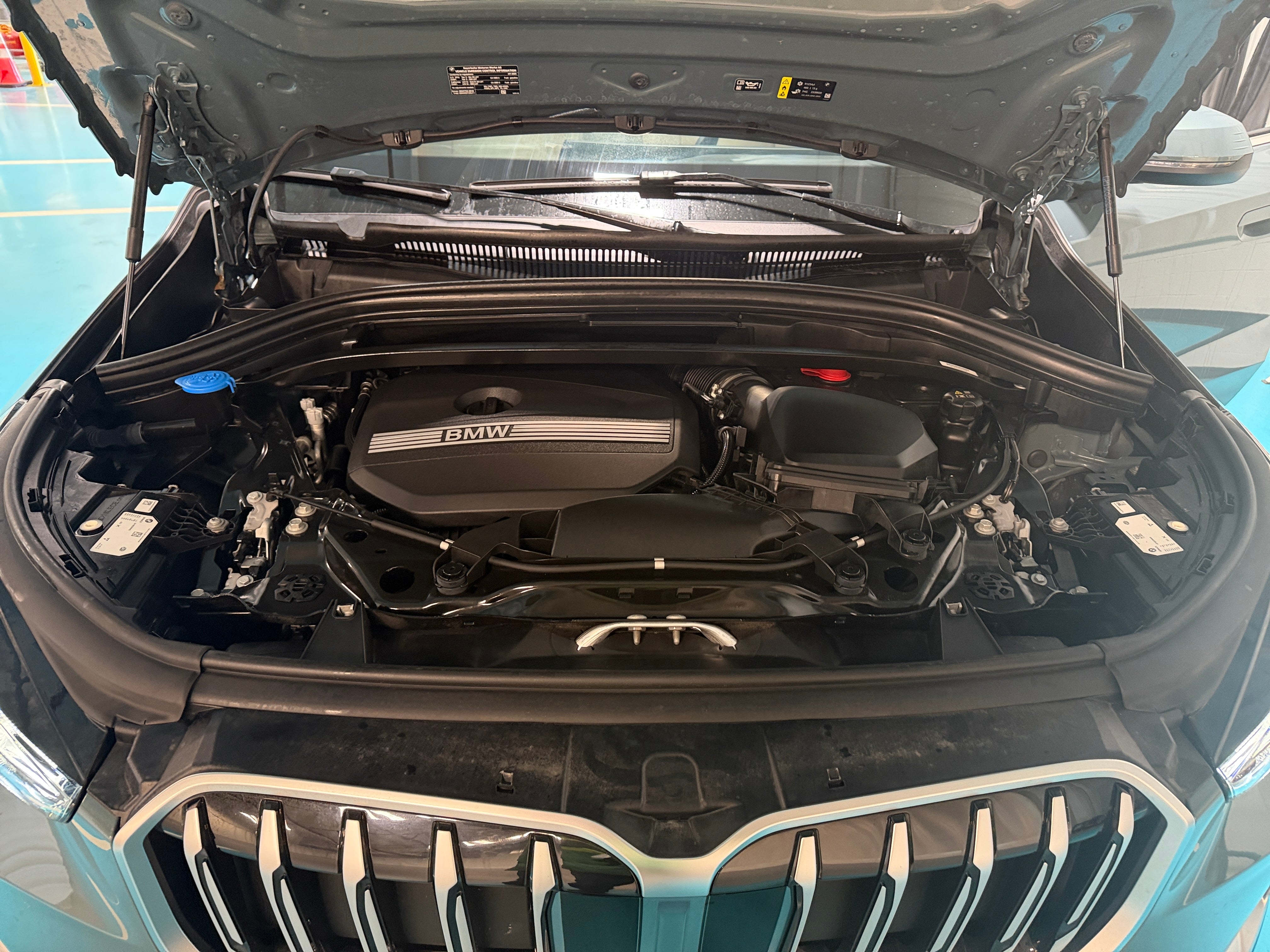 2025 BMW X1