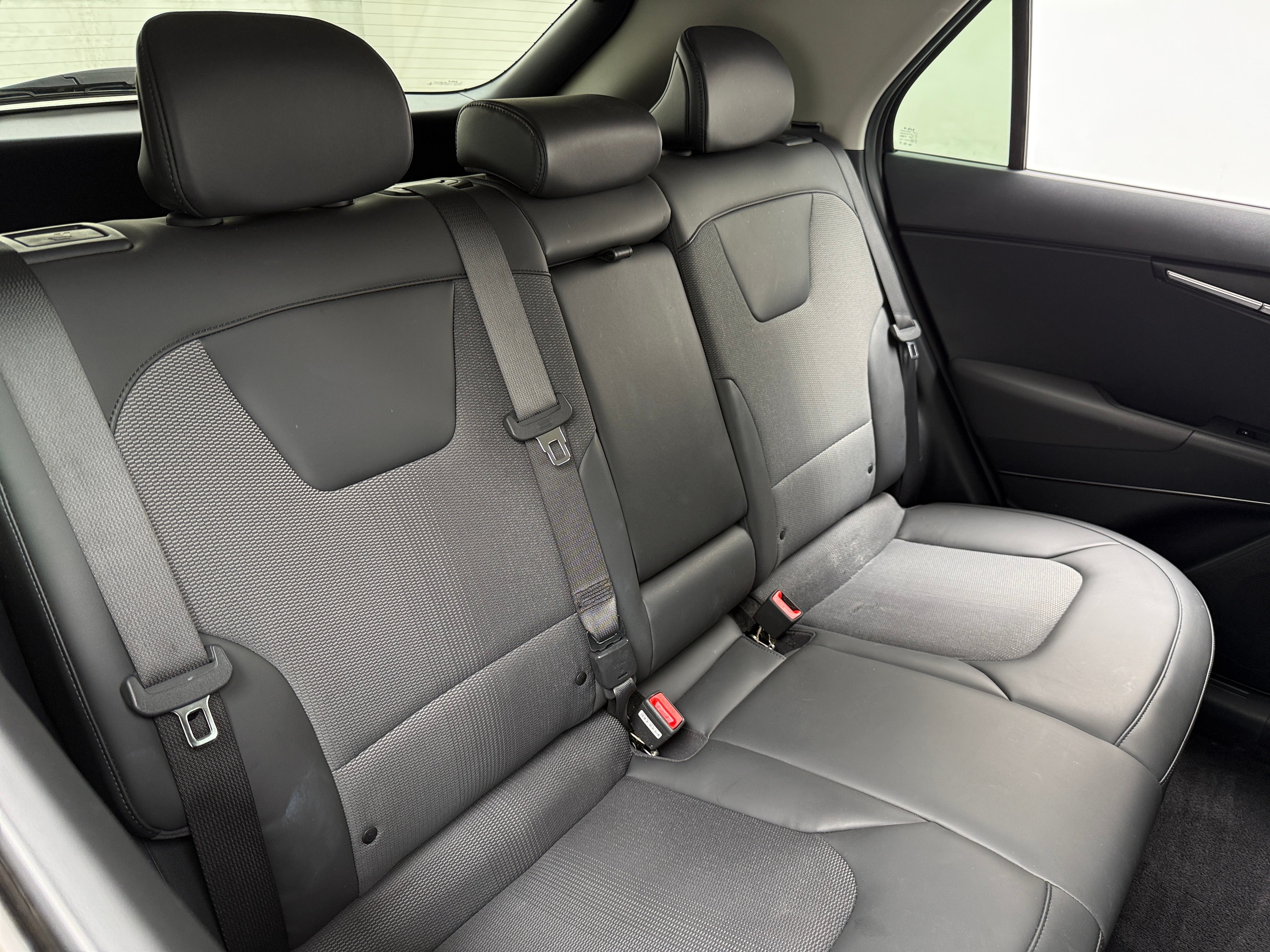 Used 2024 Kia Niro Wind with VIN KNDCR3L10R5121264 for sale in Pewaukee, WI
