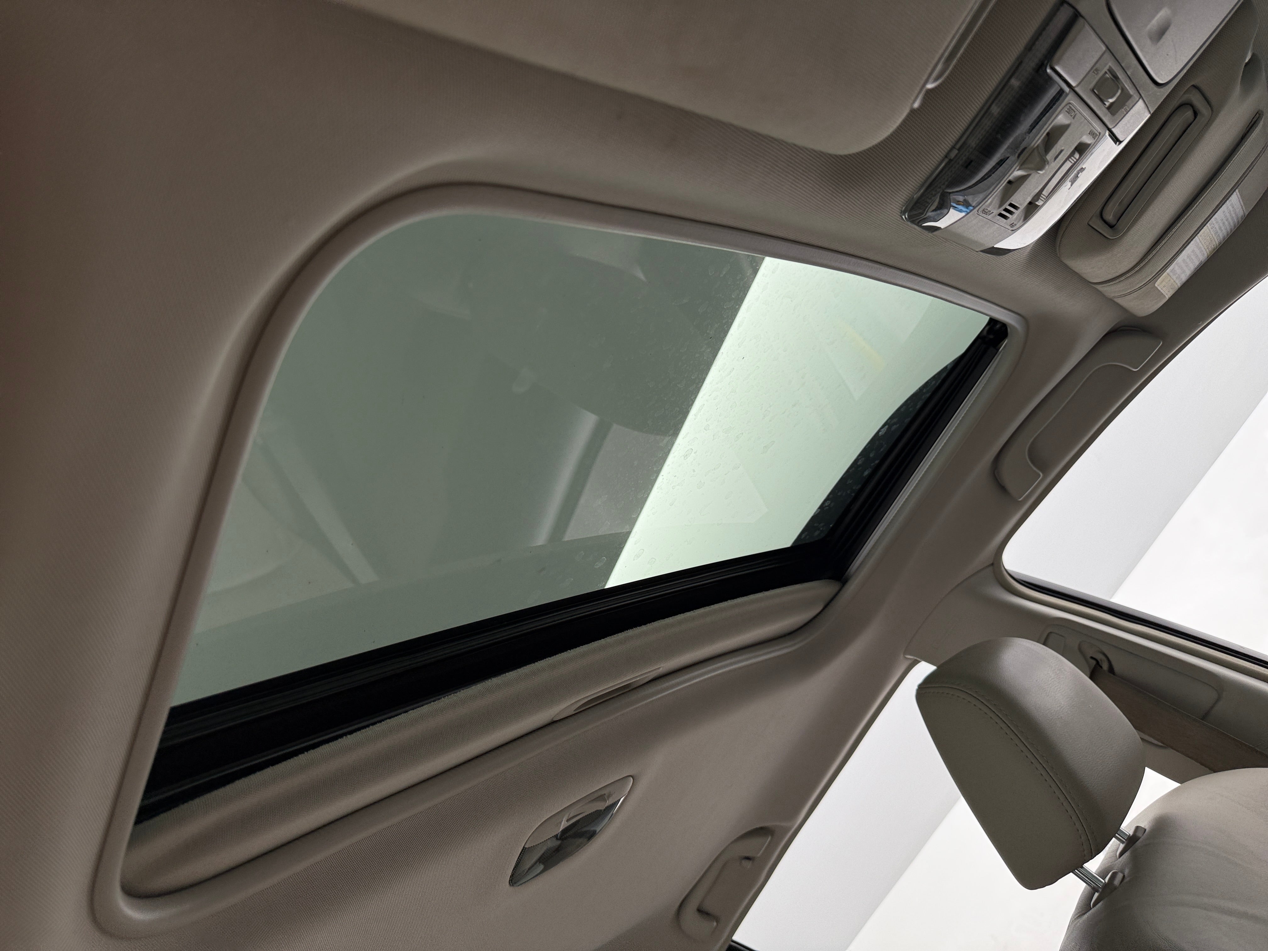 Used 2011 Subaru Outback I Limited with VIN 4S4BRBKC2B3420082 for sale in Pewaukee, WI