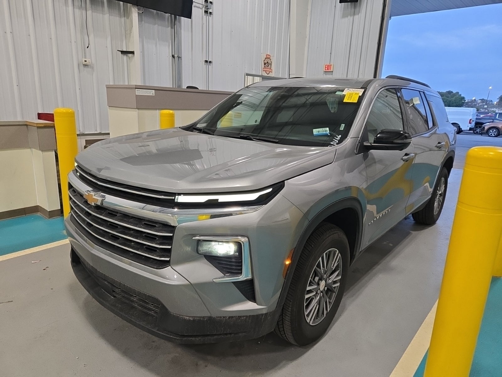2026 Chevrolet Traverse FWD LT
