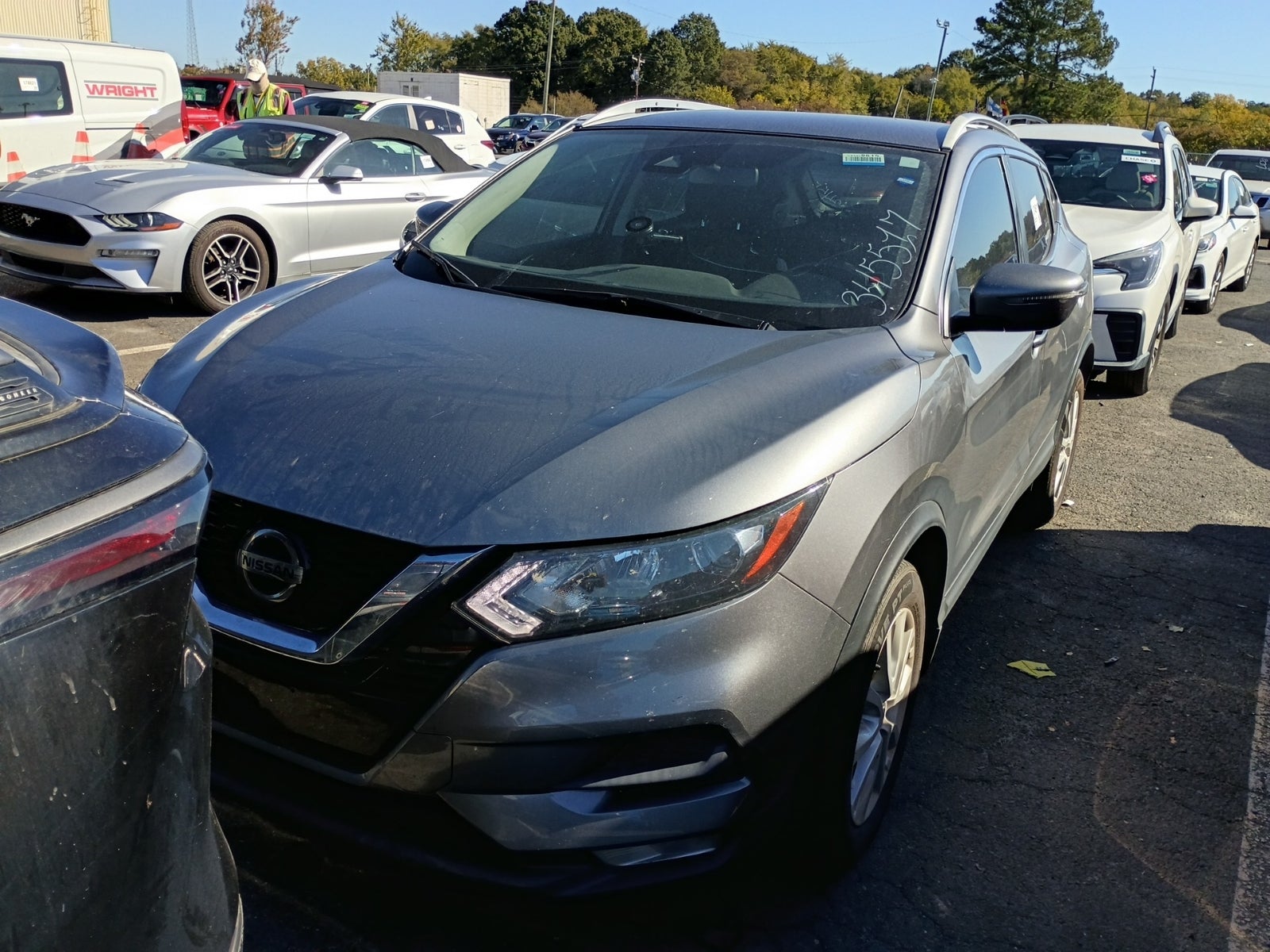 2022 Nissan Rogue Sport SV
