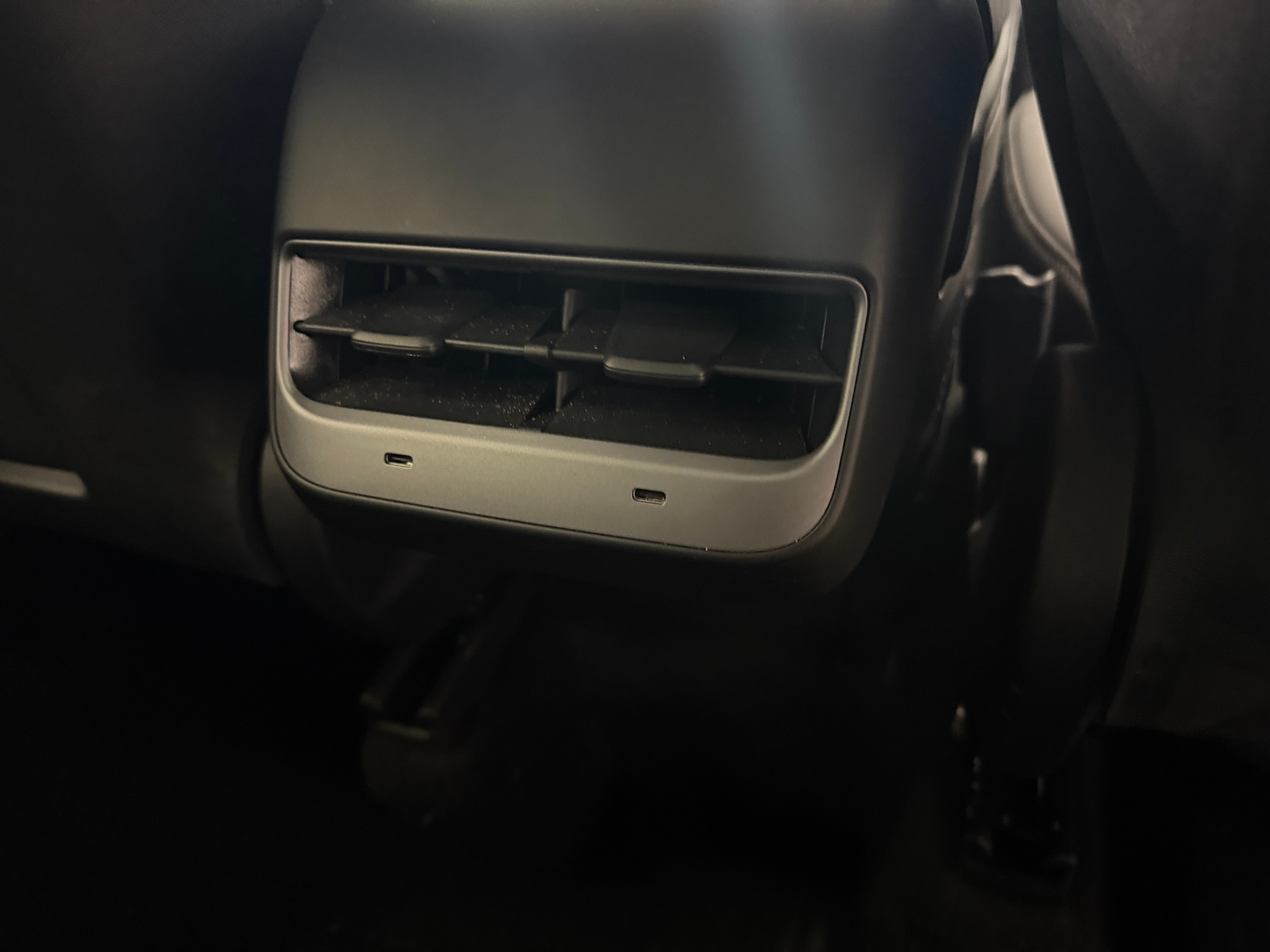 Used 2025 Tesla Model Y Long Range with VIN 7SAYGDEDXSA376372 for sale in Pewaukee, WI