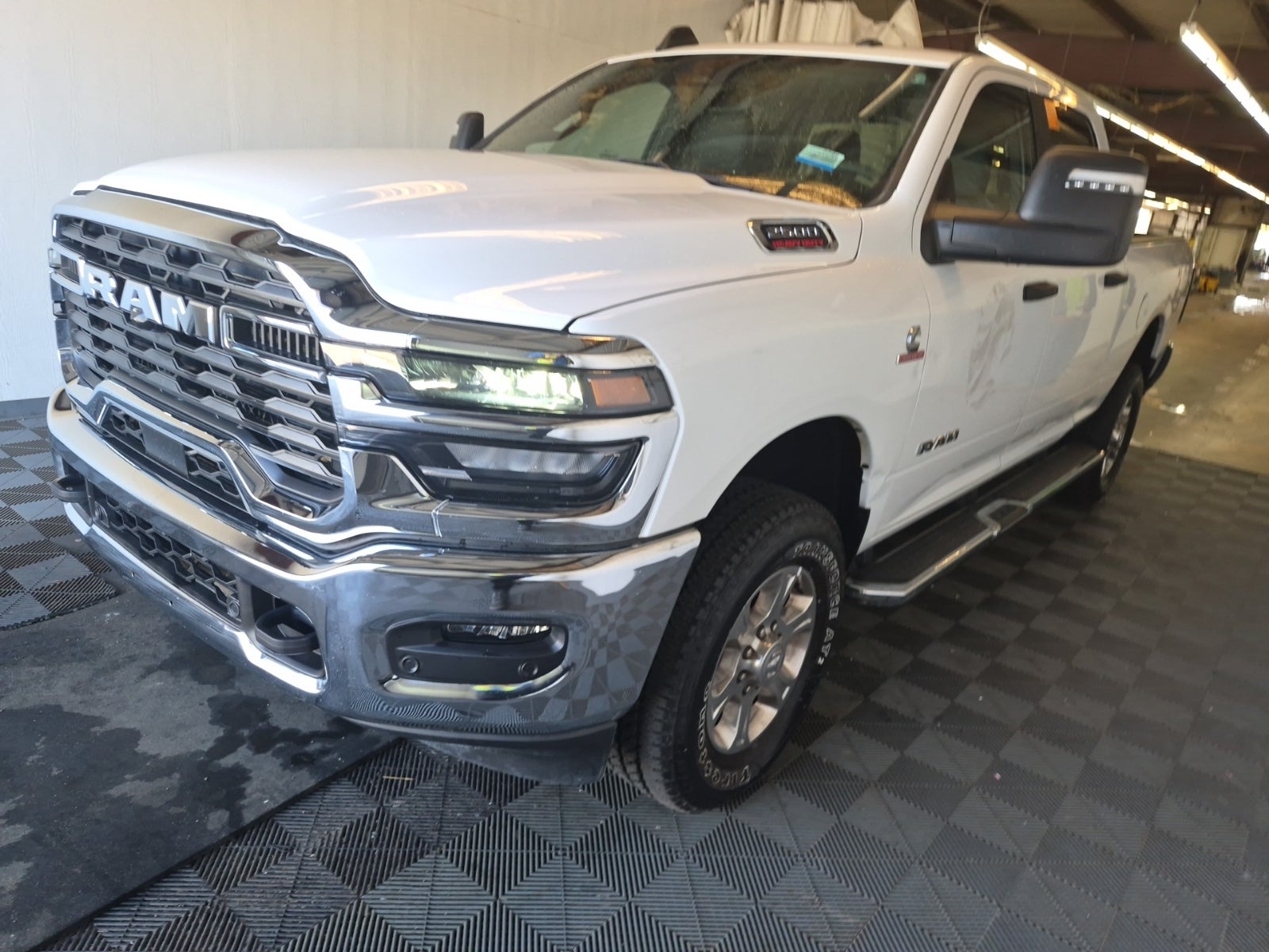 2025 Ram 2500 Big Horn 4x4 Crew Cab 6'4" Box