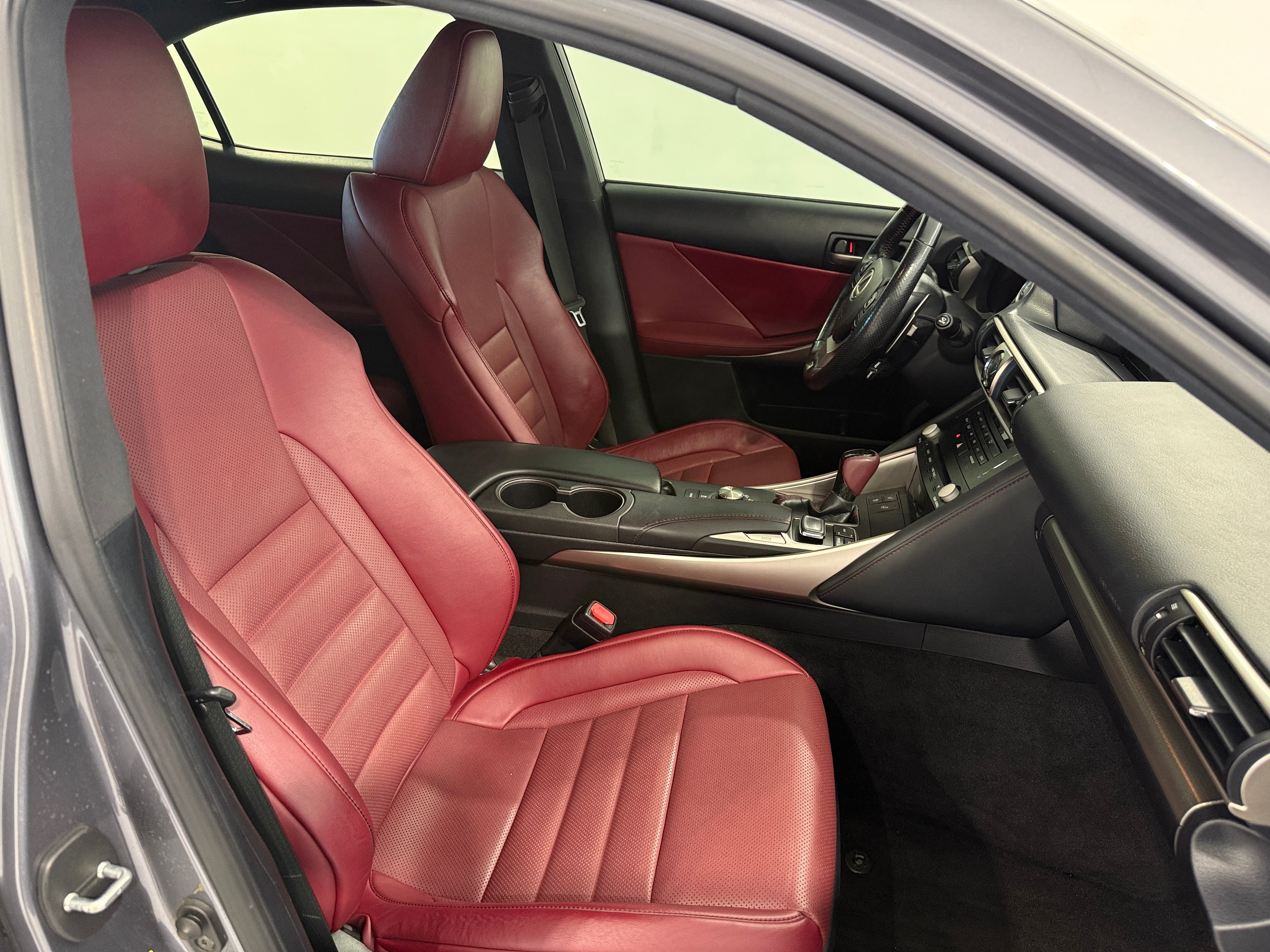2018 Lexus IS