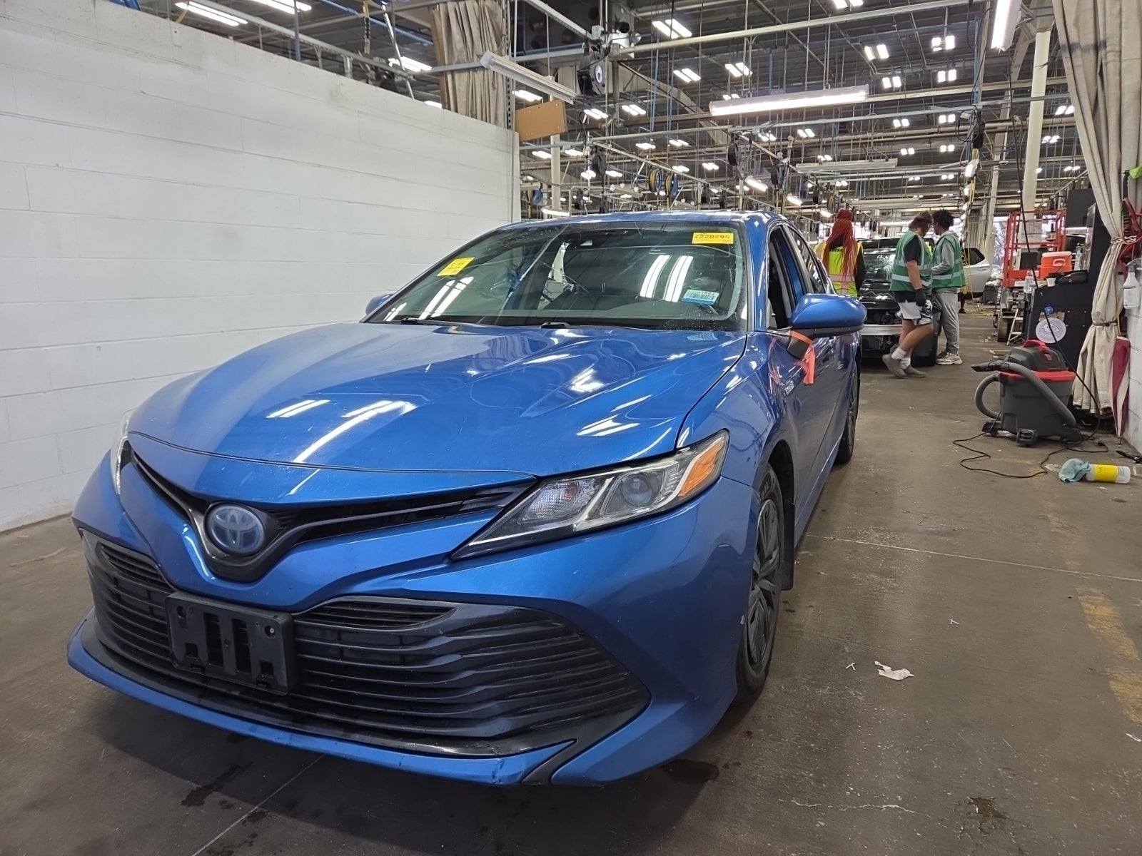 2020 Toyota Camry Hybrid LE