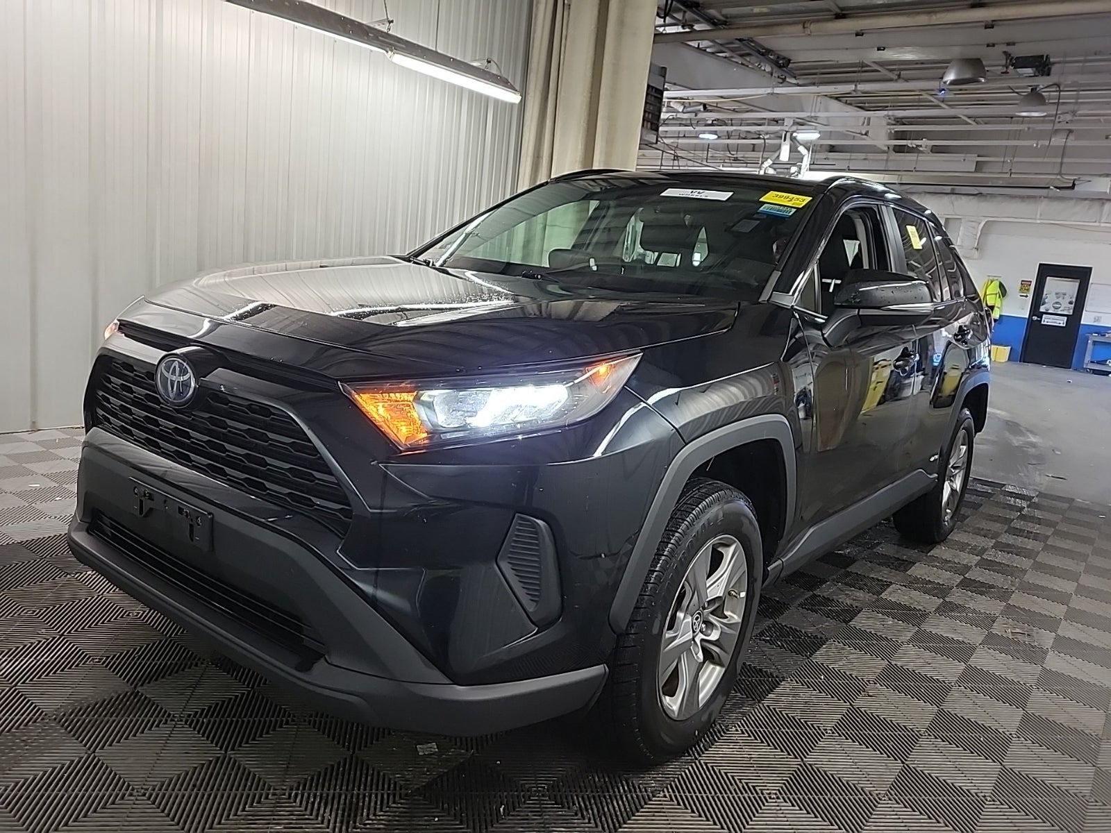 2022 Toyota RAV4 Hybrid Hybrid LE