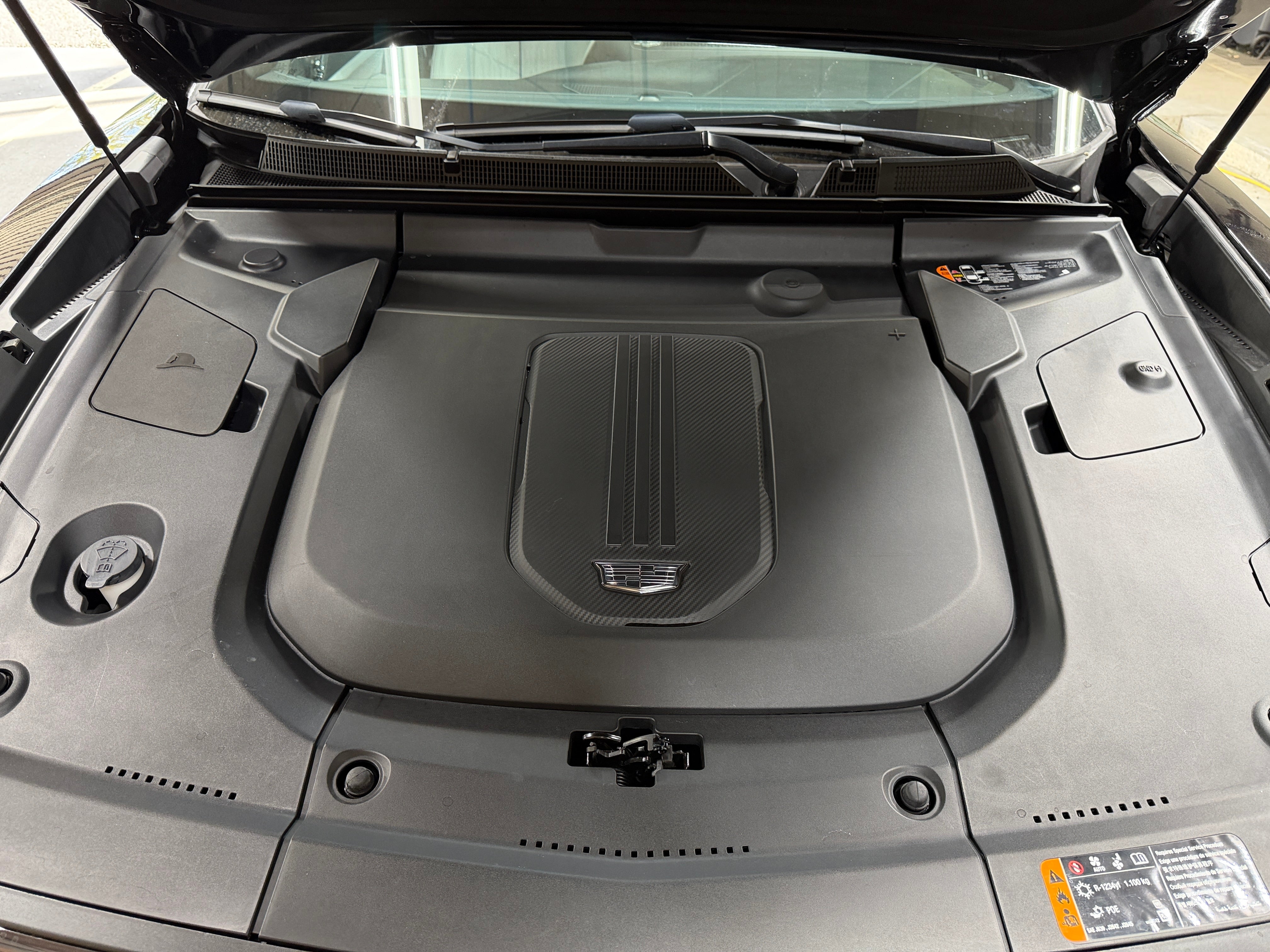 2024 Cadillac LYRIQ Sport 1