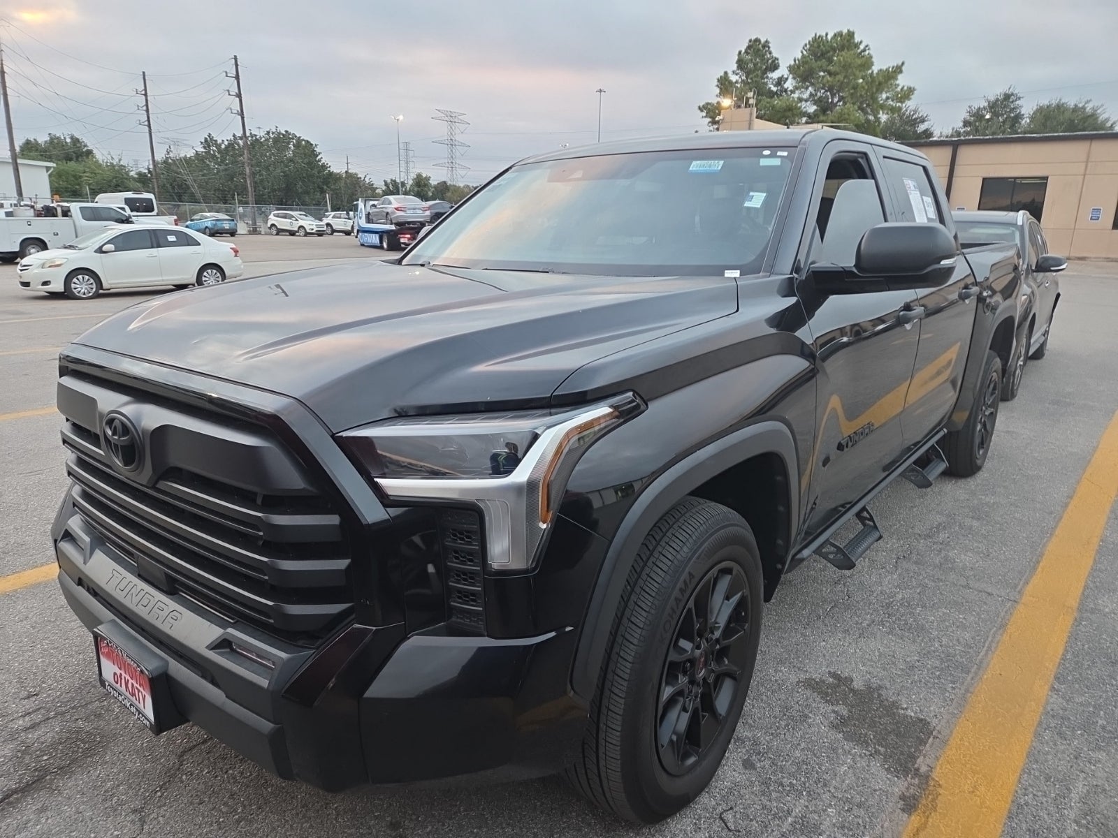 2023 Toyota Tundra SR5 Crewmax 5.5' Bed