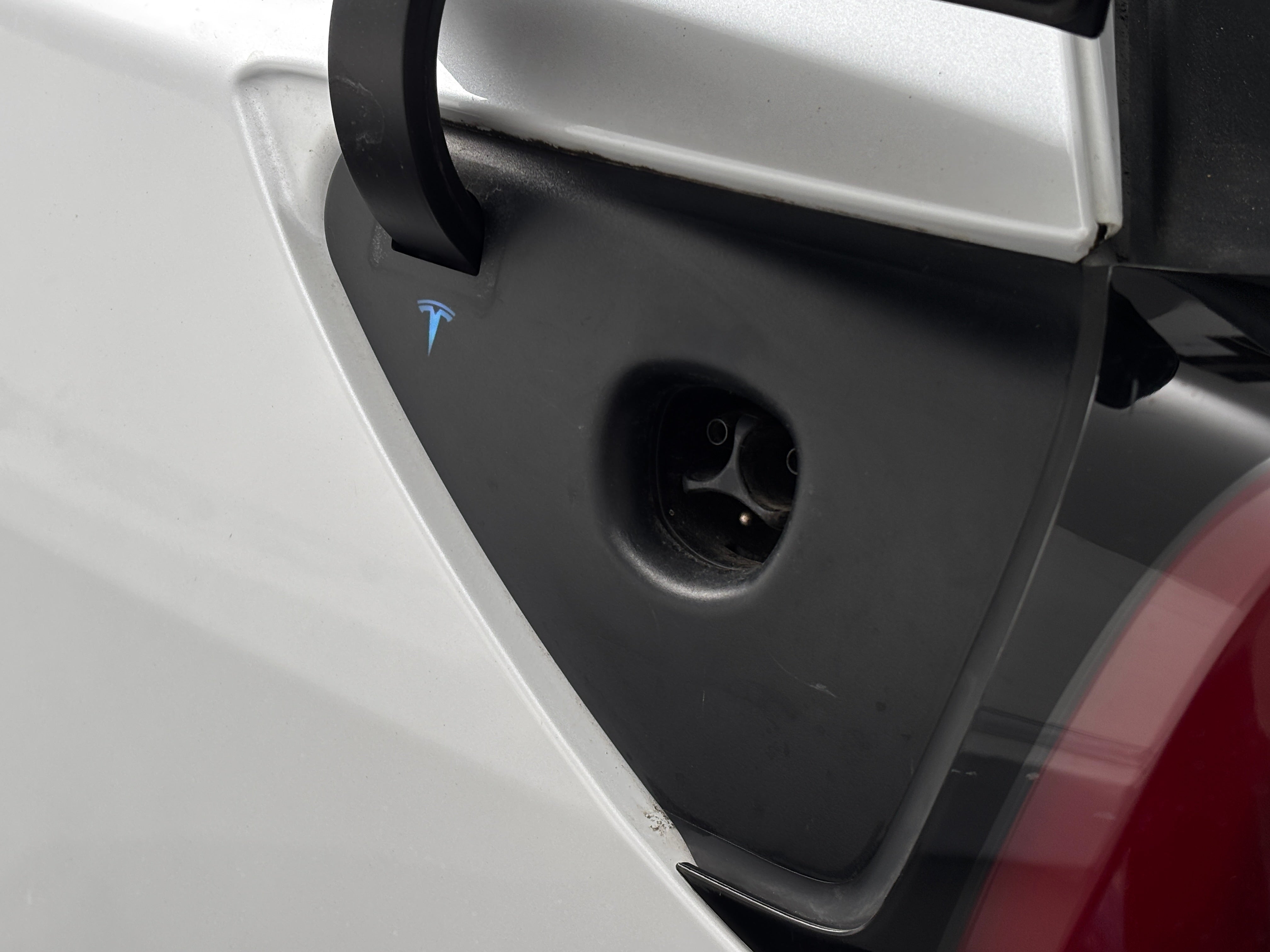 Used 2023 Tesla Model Y Long Range with VIN 7SAYGDEE5PA150840 for sale in Pewaukee, WI