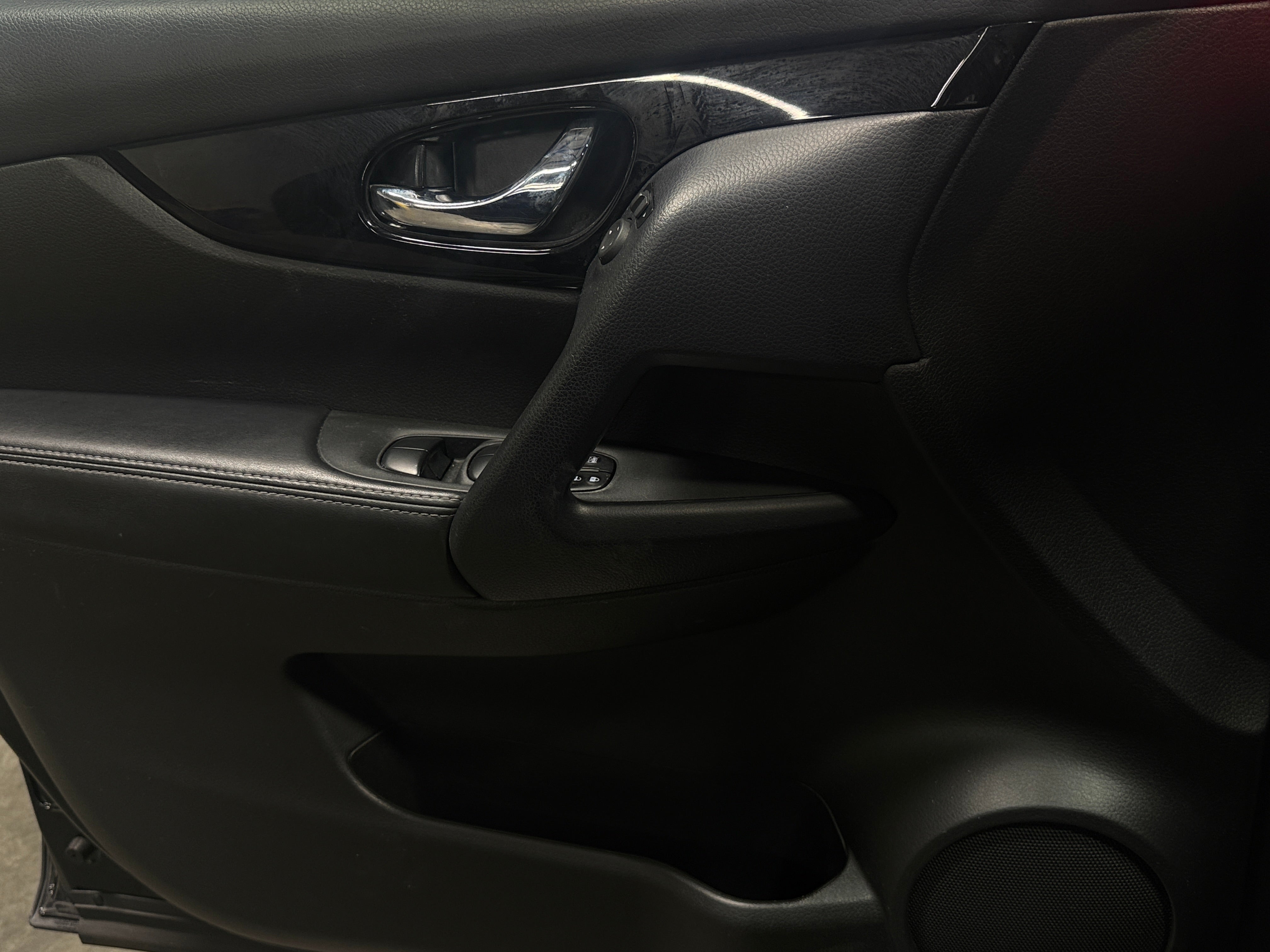 2020 Nissan Rogue Sport SV