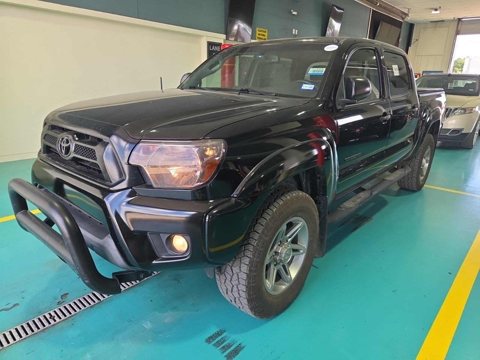 2013 Toyota Tacoma 2WD Double Cab V6 At Prerunner