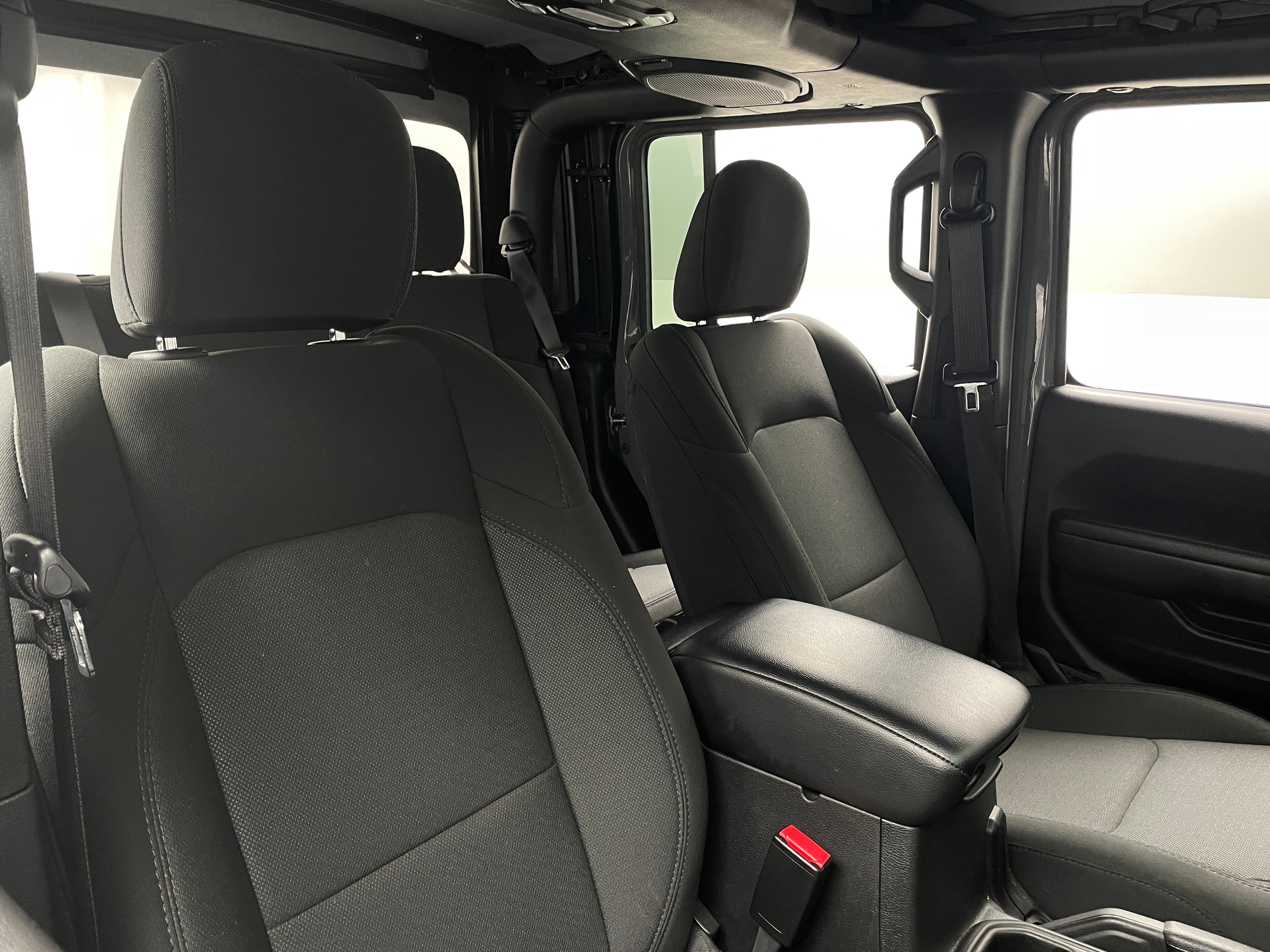 2023 Jeep Gladiator
