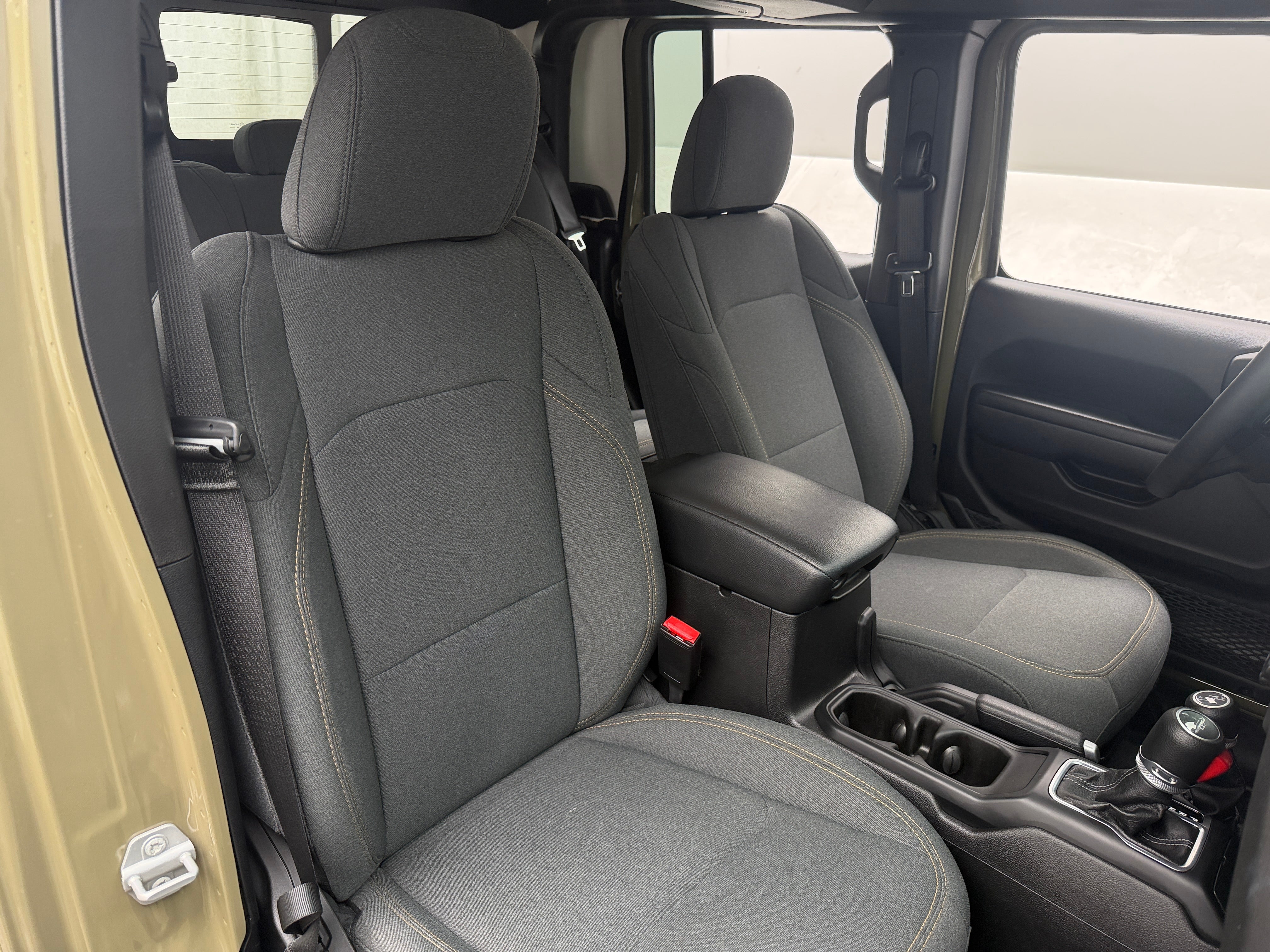 2025 Jeep Gladiator
