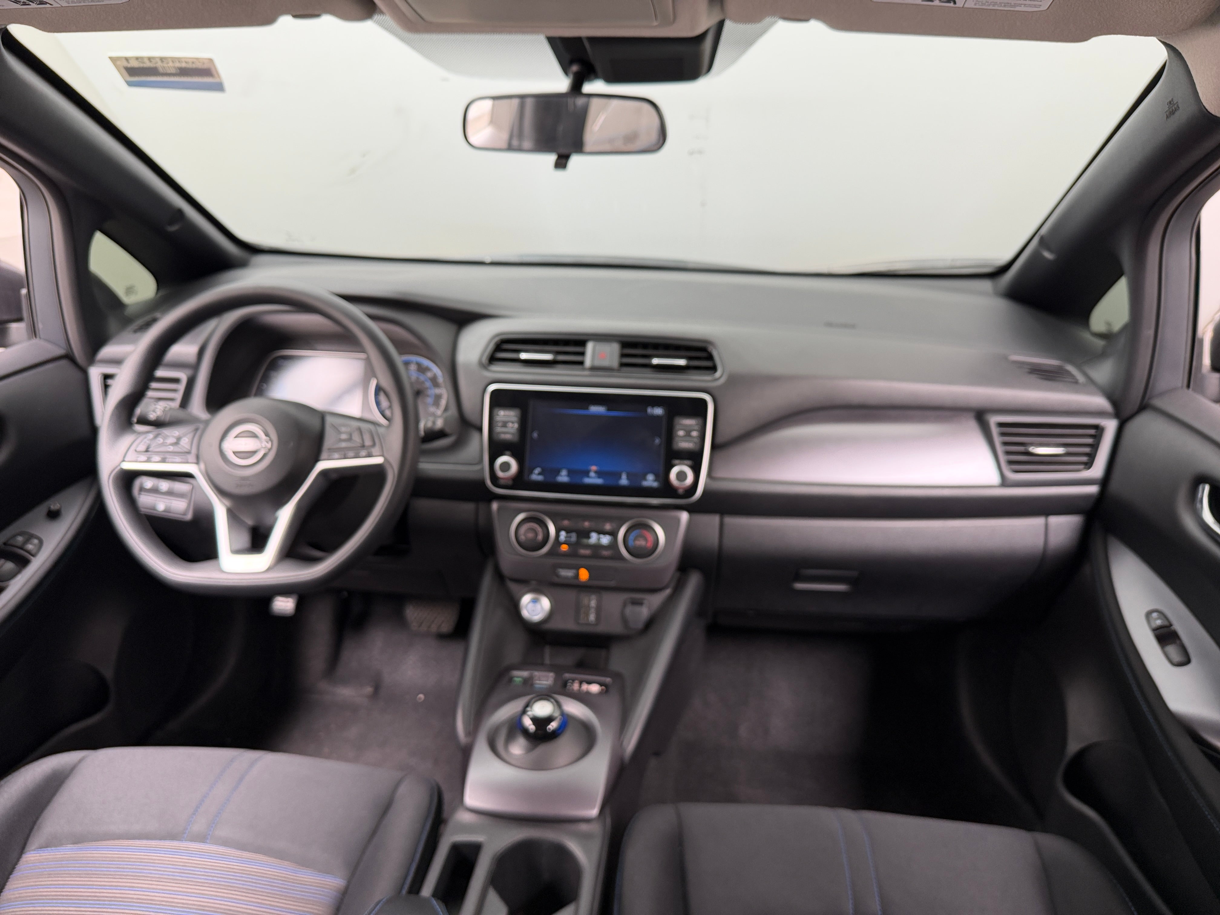 2025 Nissan Leaf S