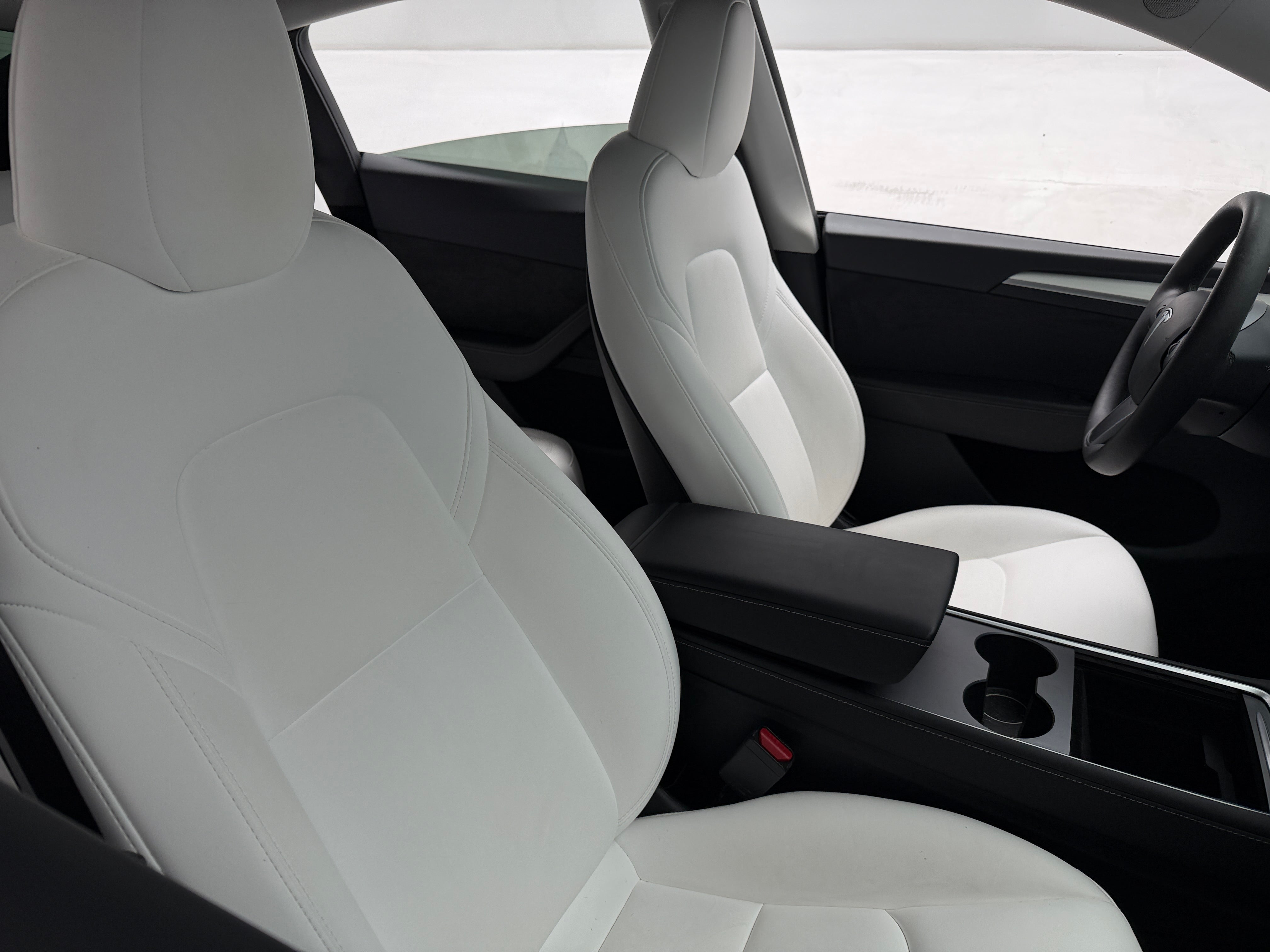 Used 2023 Tesla Model Y Long Range with VIN 7SAYGDEE5PA113657 for sale in Auburn, WA
