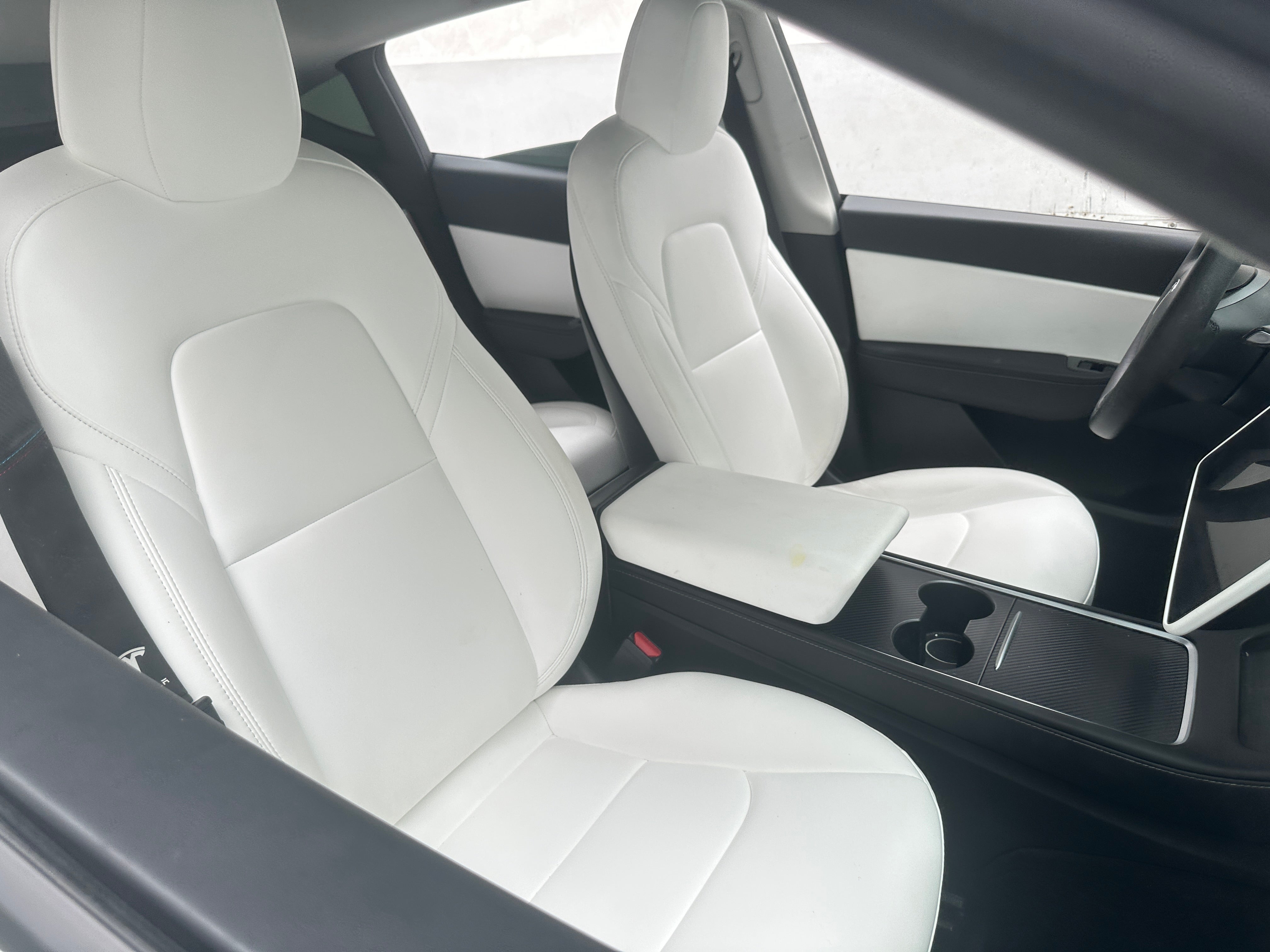Used 2022 Tesla Model Y Long Range with VIN 7SAYGDEE3NF463160 for sale in Auburn, WA